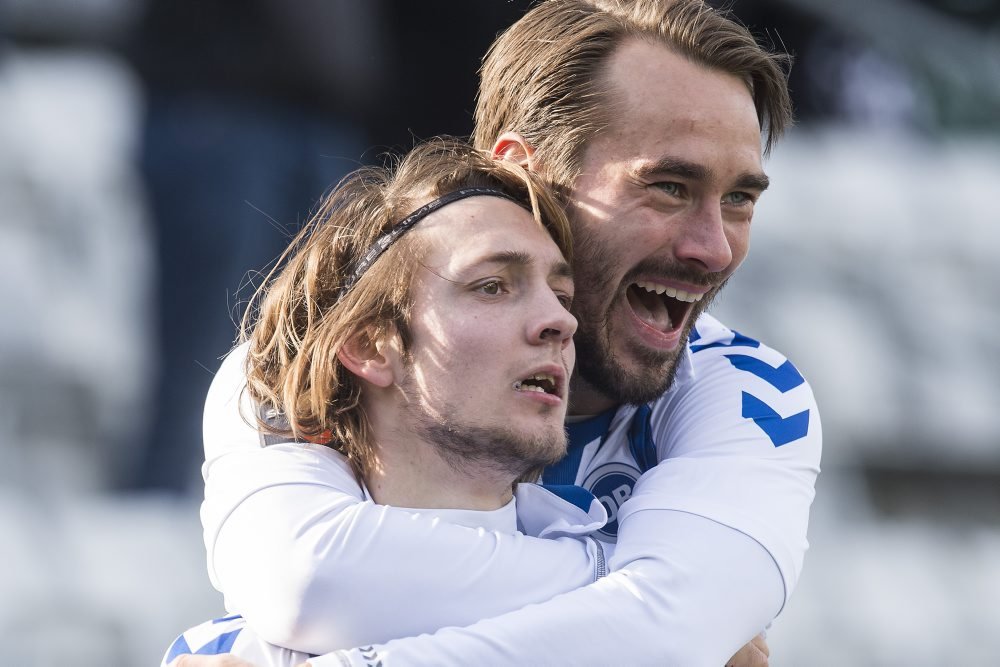 Rasmus Falk var glad for klapsalverne fra OB's fans, da han onsdag scorede til 3-1 for OB mod FC Nordsjælland.