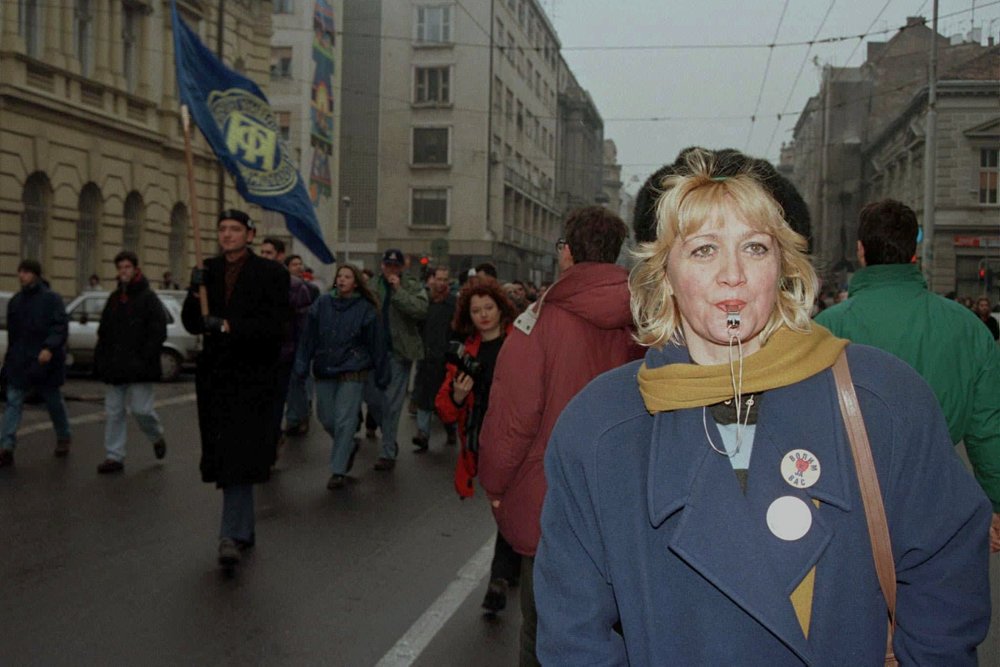 Vesna Vulovic, der overlevede det største fald uden en faldskærm, er død 66 år, skriver Tanjug.