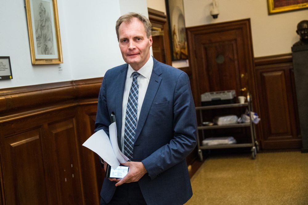Hvor meget koster den eskalerende bande- og rockerkrig egentlig det danske samfund, spørger Dansk Folkeparti.