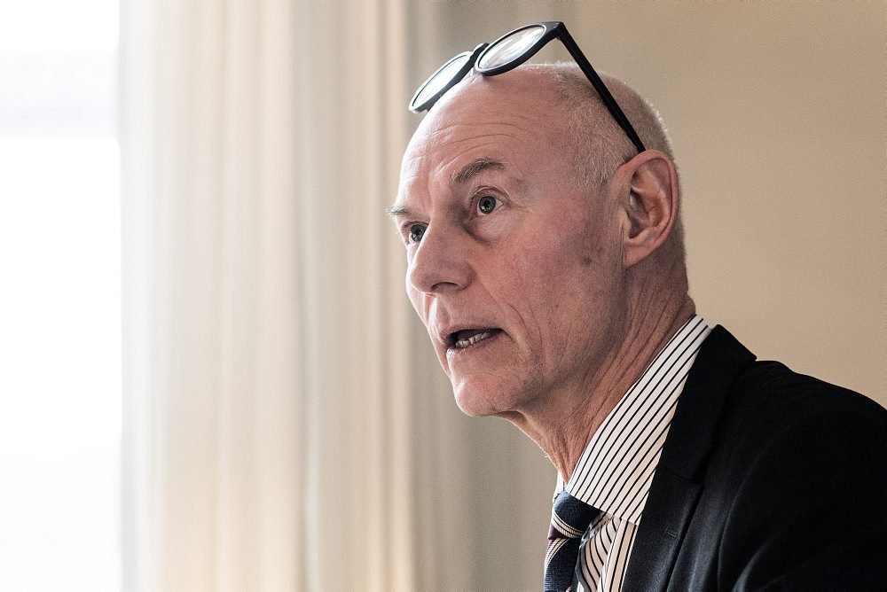 Rigspolitichef Jens Henrik Højbjerg udtrykker sin dybe medfølelse med familie og pårørende til dræbt betjent.