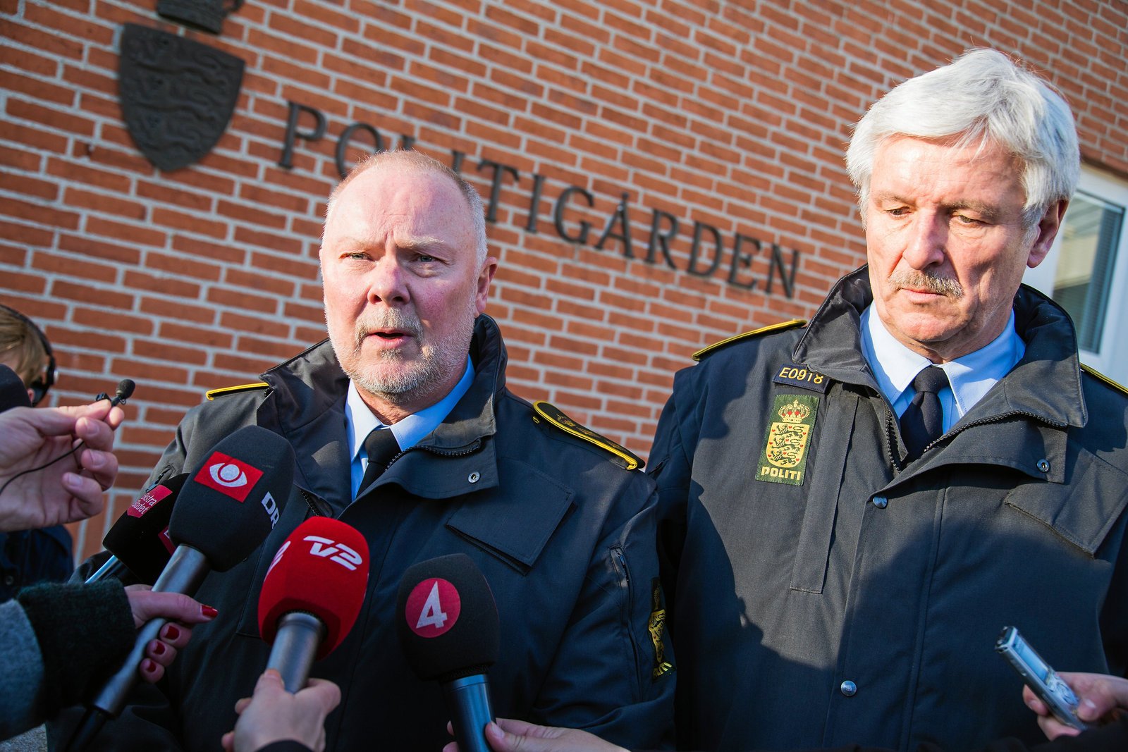 Politiet blev advaret forud for skud, der dræbte betjent. Onsdag står i sorgens tegn, siger politidirektør.