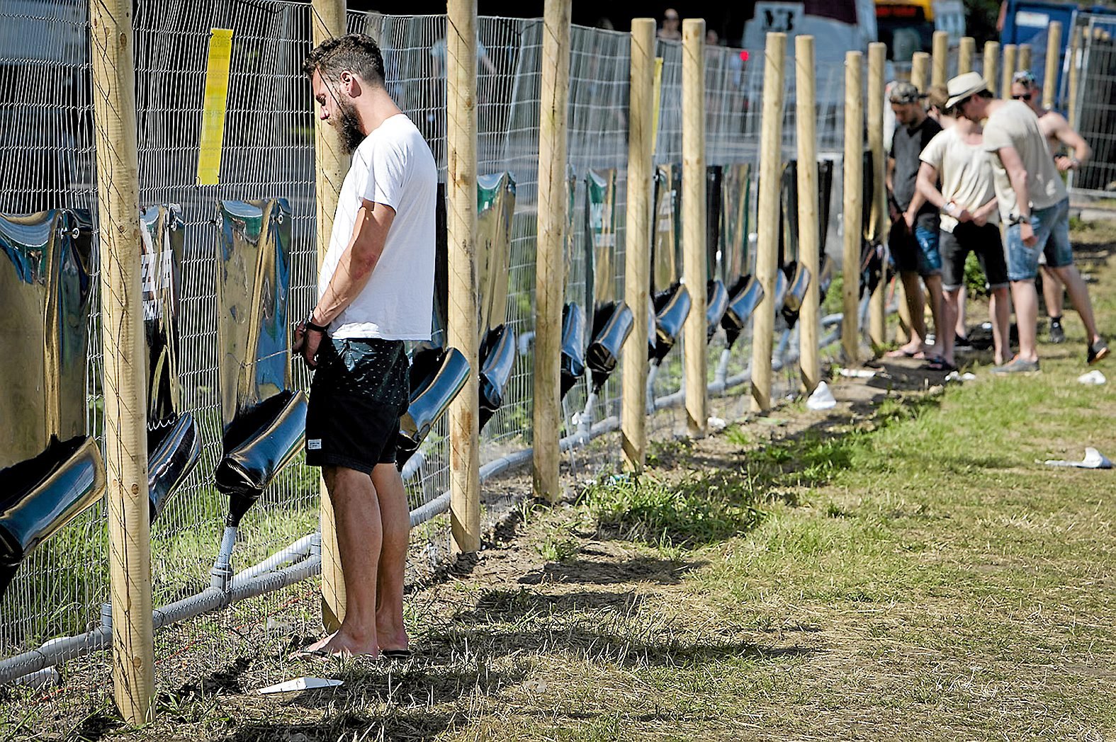 Landbrug & Fødevarer samler urin ind på Roskilde Festival, som skal bruges til at producere øl.