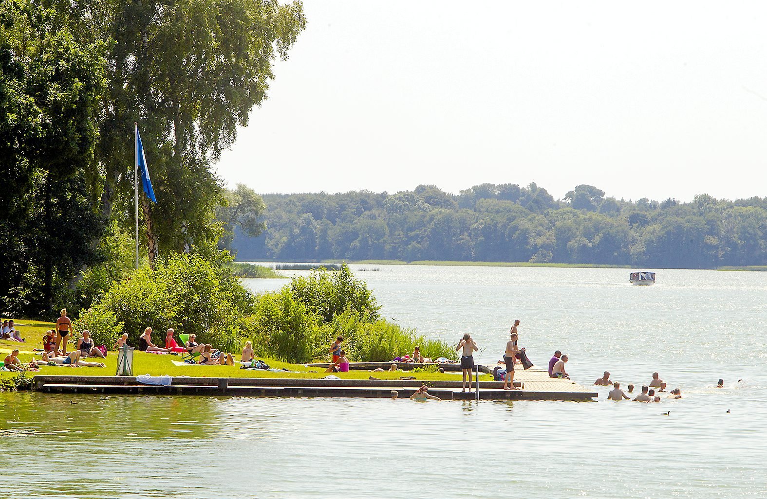 Badedag ved Sorø Sø.