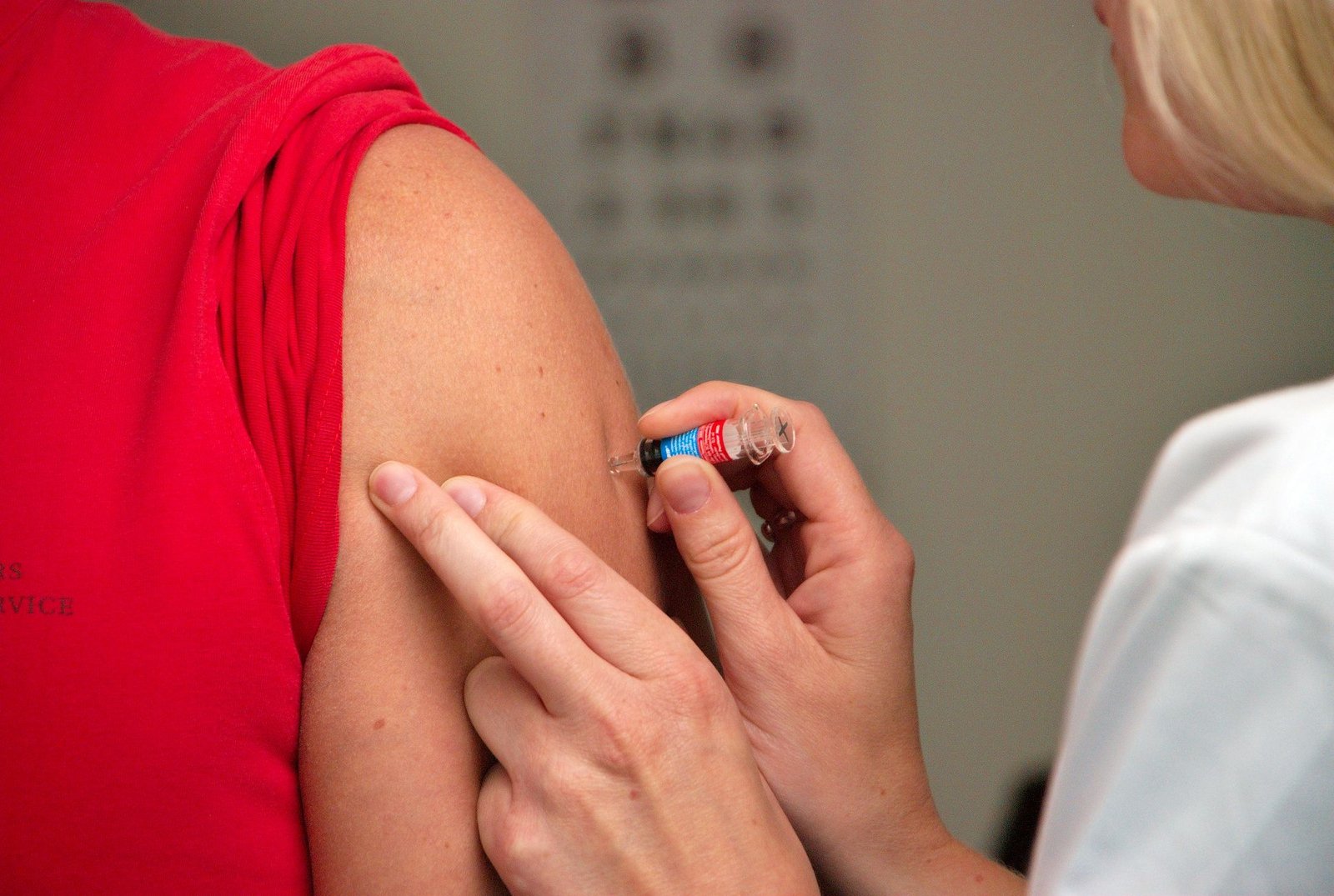 Danske Lægers Vaccinations Service kigger forbi Ringsted og opfordrer alle borgere over 65 år til at blive vaccineret.