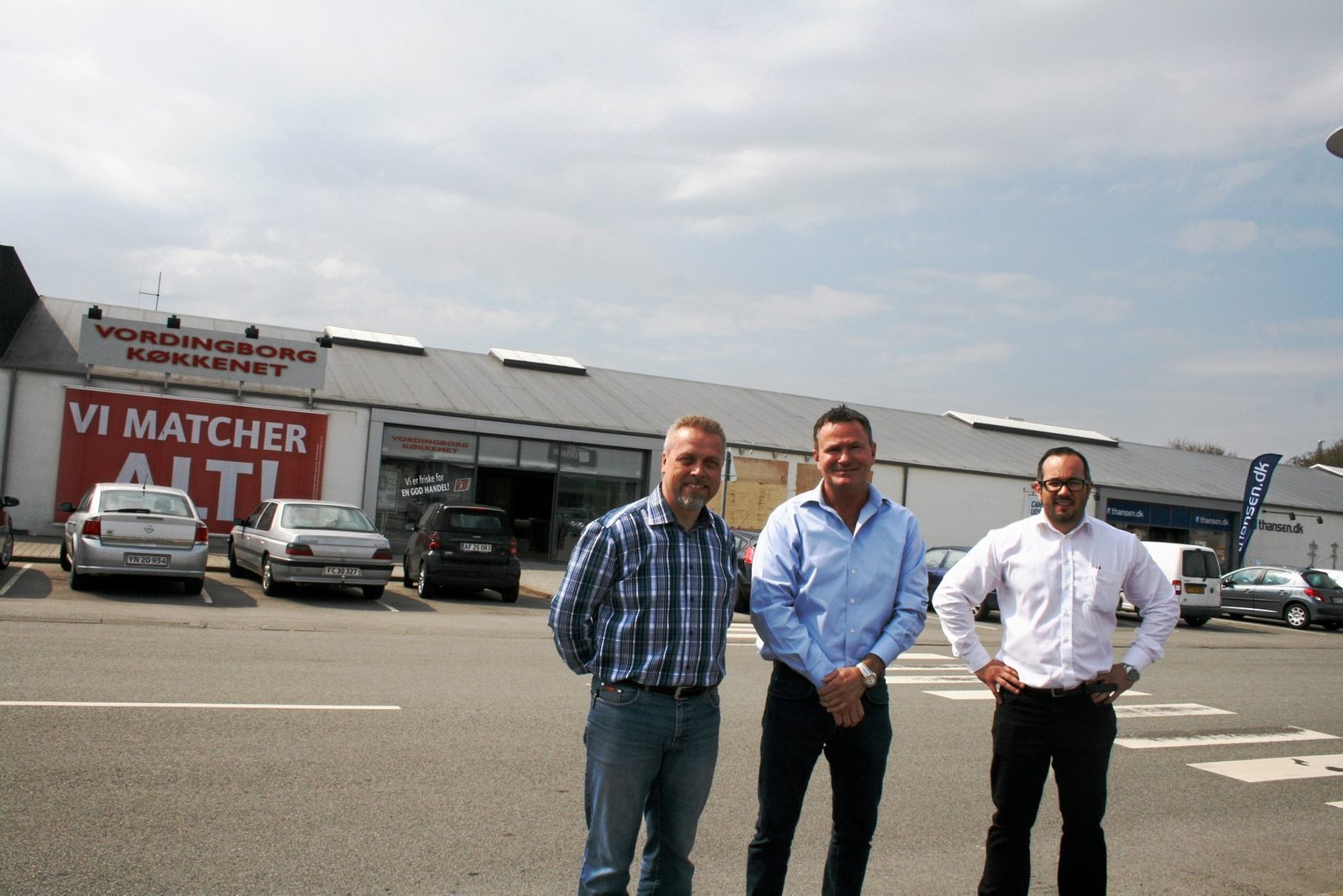 På lørdag åbner Skousen igen en butik i Køge. Denne gang i Den Hvide By, Det bliver med den røde løber, rundstykker og fest og ballade. Butikken har åbent fra kl. 9-16 på åbningsdagen.