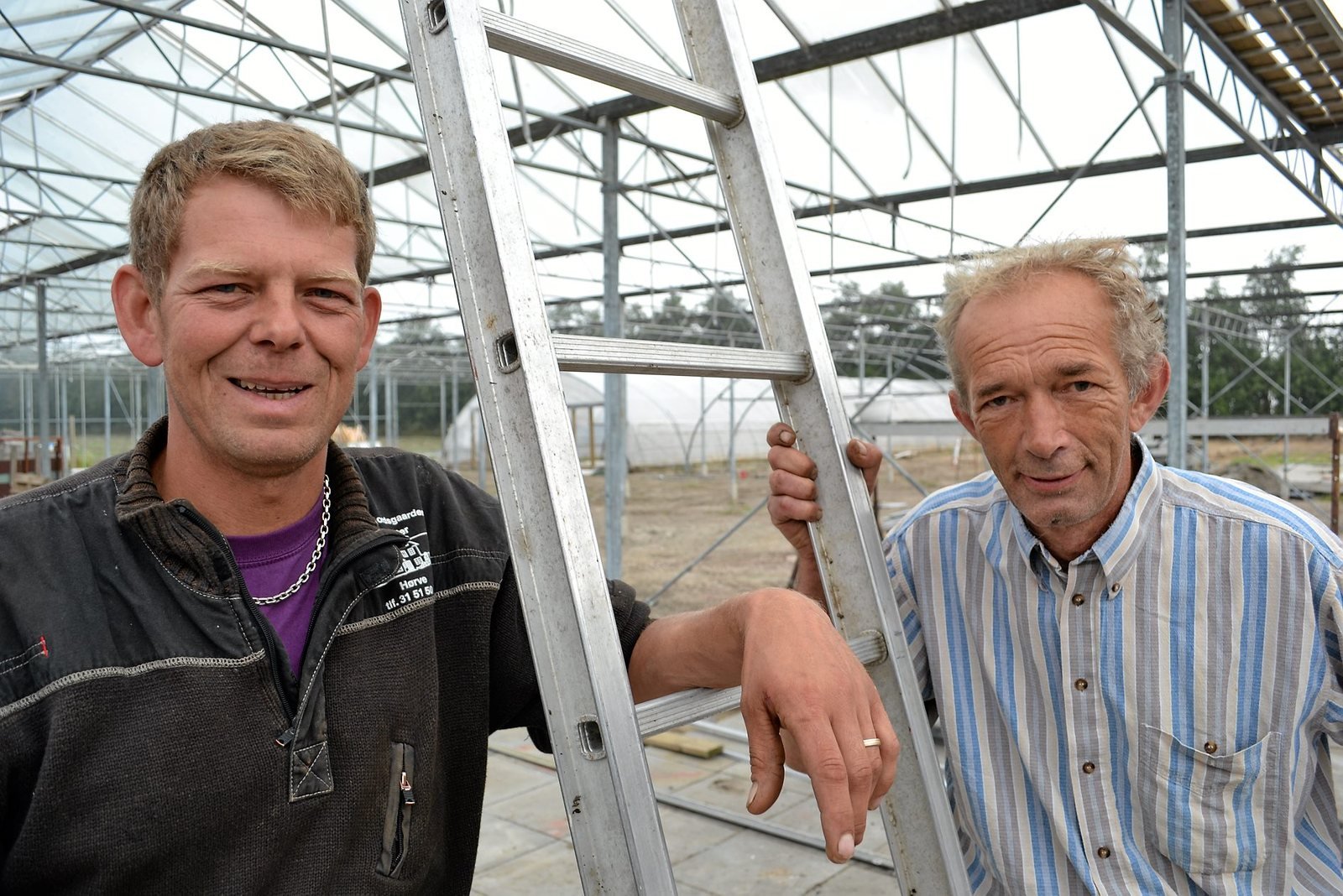 Der bliver masser af tilbud og gratis pølser, øl og vand, når Lammefjordgårdens Blomster nu udvider med et nyt drivhus på 2200 kvadratmeter, hvor der skal være egenproduktion.