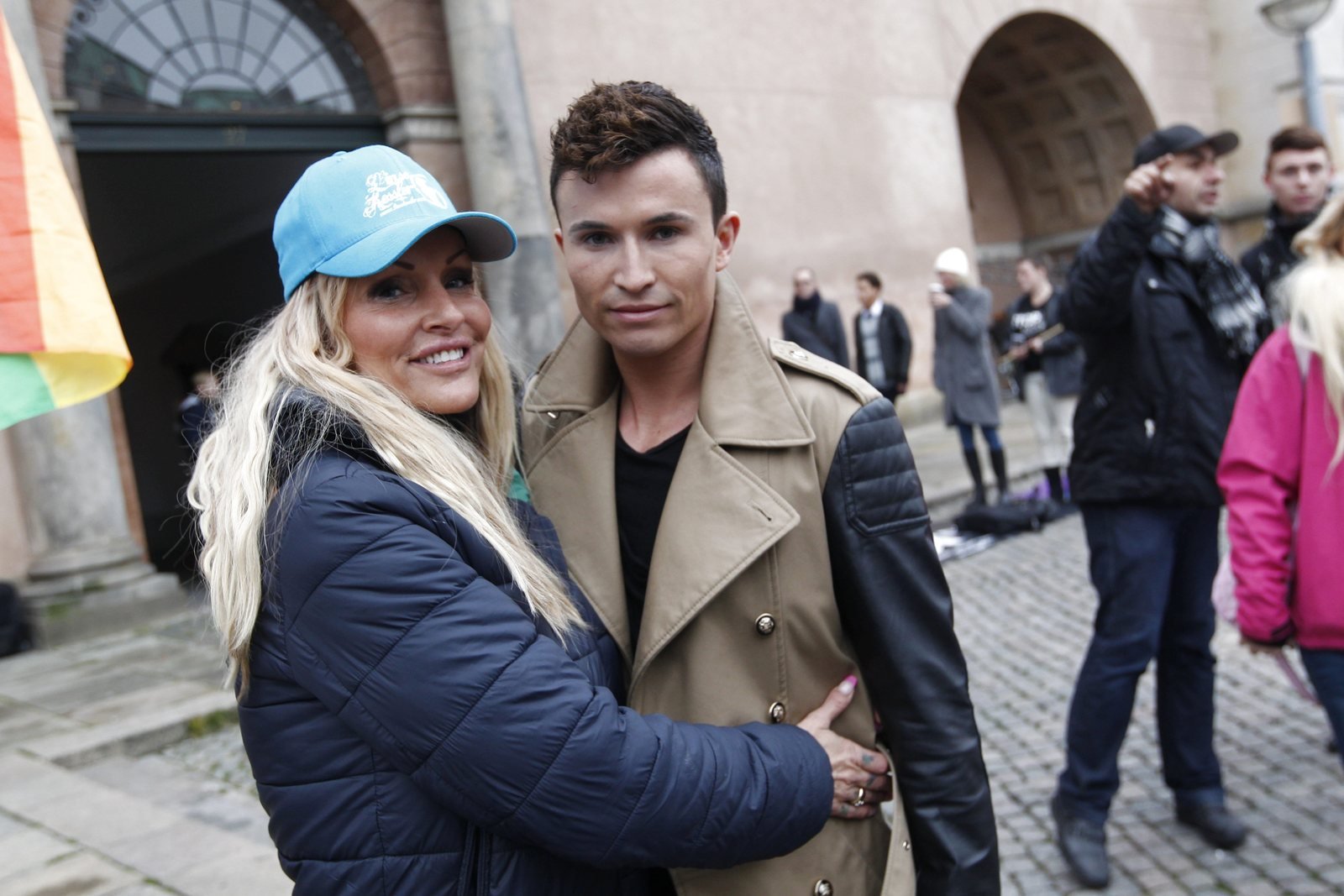 En 24-årig mand er idømt 60 dages fængsel for at kaste flaske i hovedet på realitystjernen Gustav.