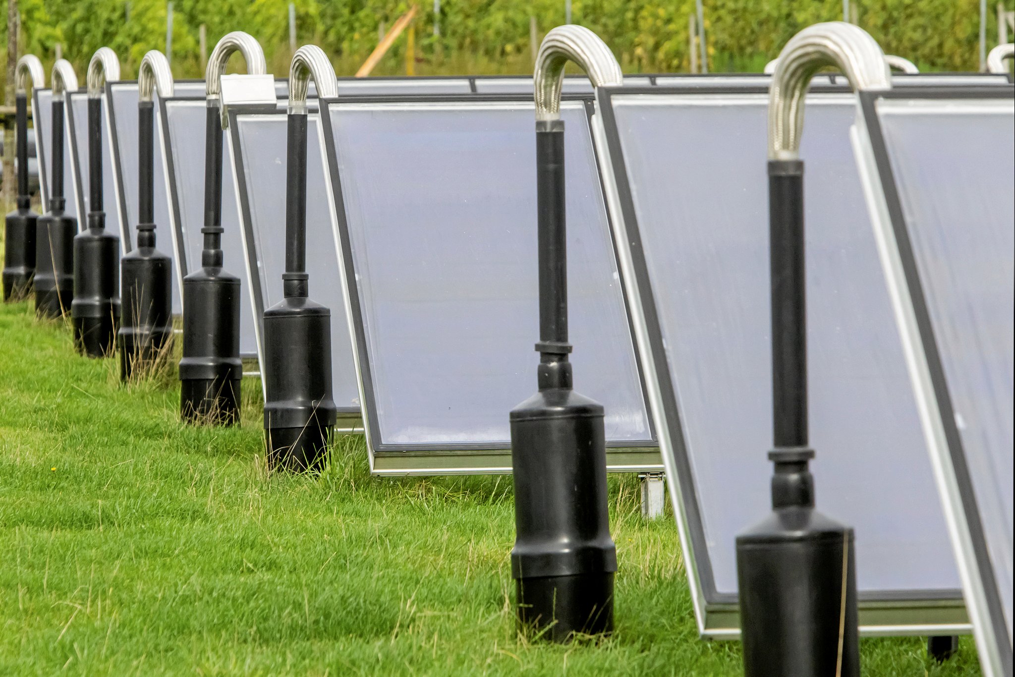 - Mange vælgere stemte ved kommunalvalget i 2025 på partier, der var klart imod Vallø Energipark. Vi troede – måske naivt – at denne holdning også gjaldt VE-anlæg i det åbne land generelt. Derfor sidder mange borgere nu tilbage med en følelse af skuffelse og frustration, skriver Karina Skalander.