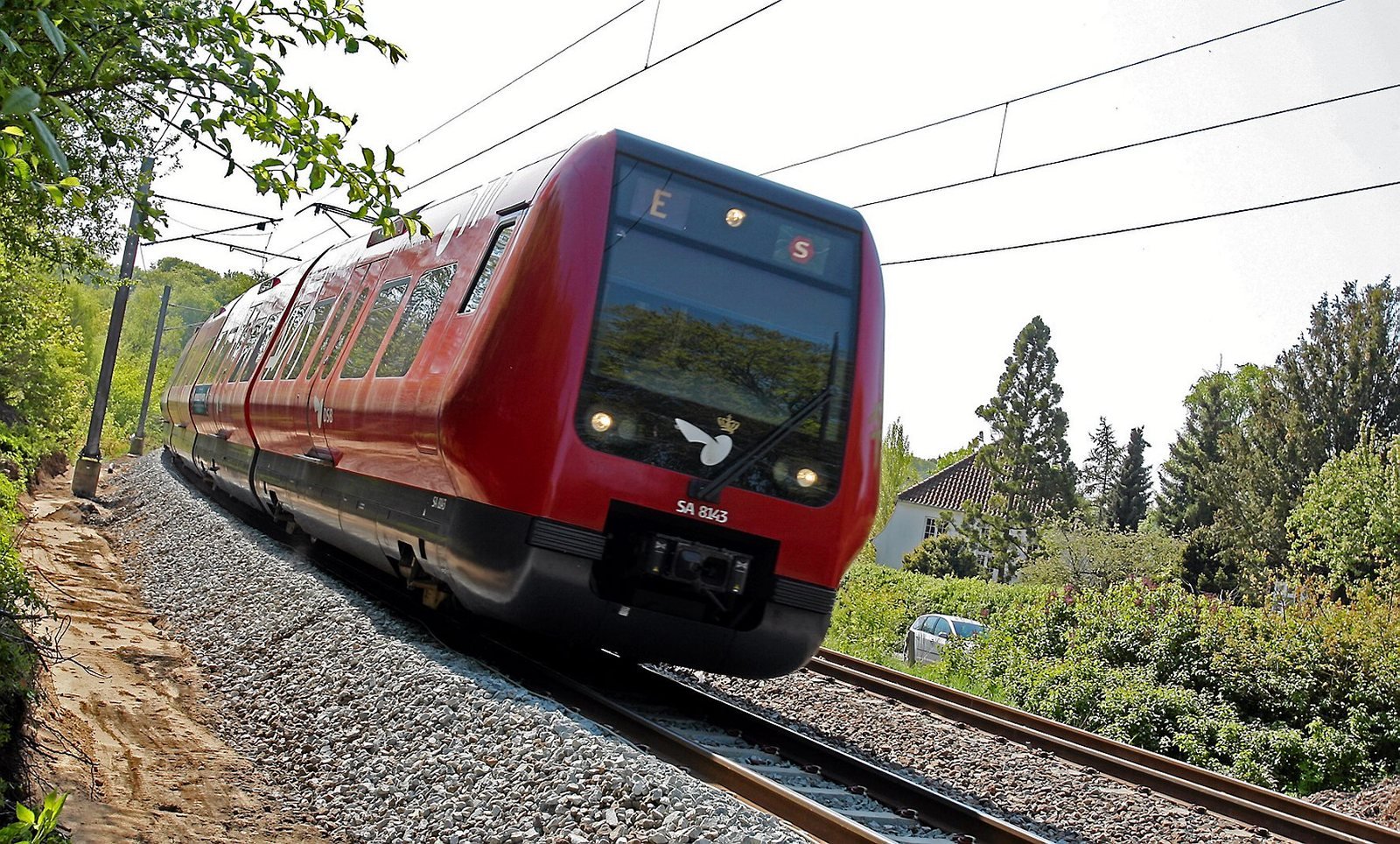 Sporarbejde med køreplansændringer mellem Hillerød og Hellerup i flere måneder.