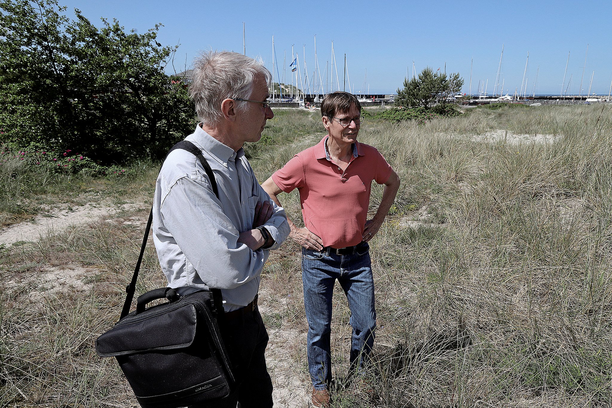 Søren Schandorf og Jesper Madsen har ikke nødvendigvis noget imod en større havn. En udvidelse skal bare ske med respekt for natur, kultur og historie.
