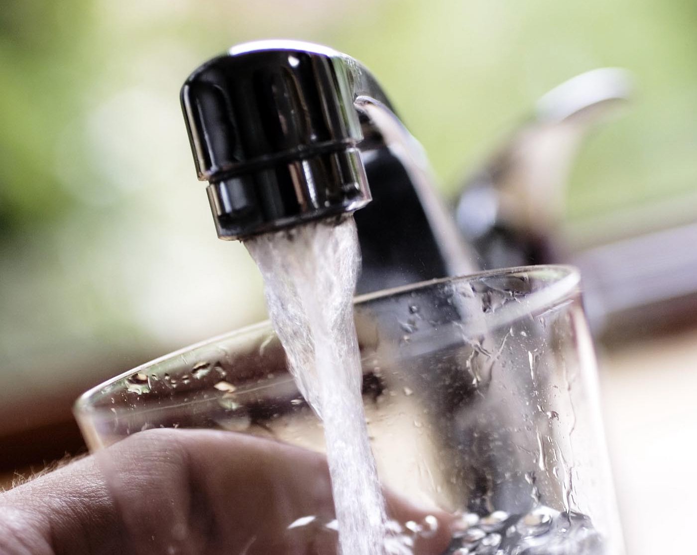 Beboerne i Langstrup og Toelt behøver ikke længere at koge deres drikkevand før brug, oplysere Fredensborg Forsyning sent torsdag eftermiddag.