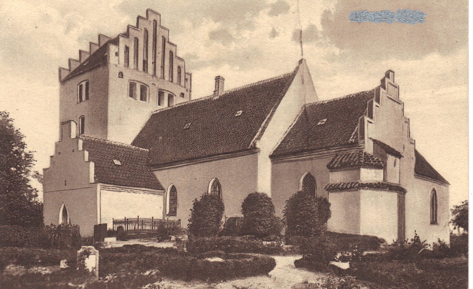 Svinninge Lokalhistoriske Forening tager på udflugt til Hjembæk Kirke, Kirkelade og kirkegård torsdag d. 7. juni 2012 kl. 19.00.