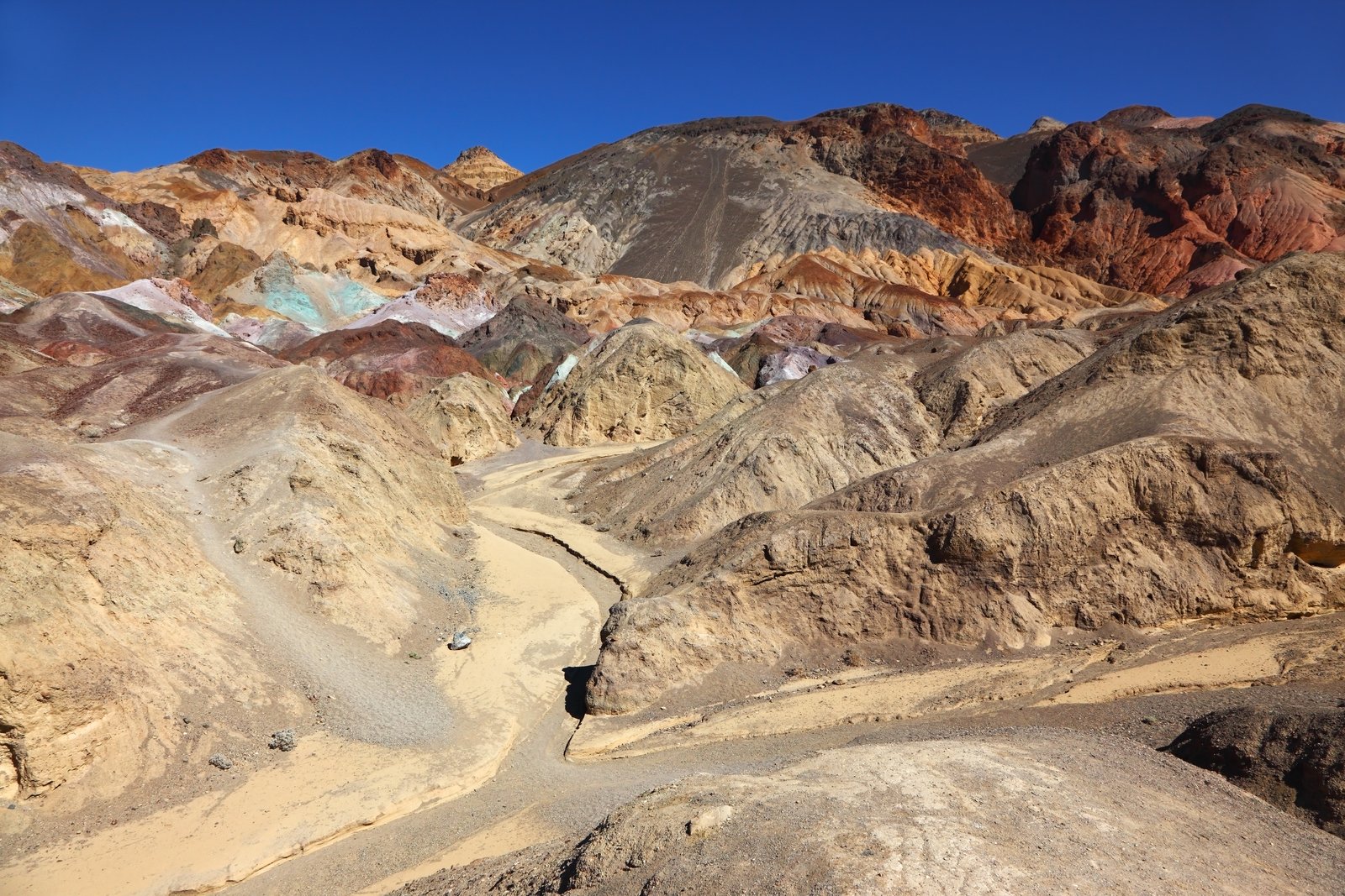 Verdens varmeste sted er Death Valley i Californien. Det viser sig, at en måling fra Libyen er forkert.