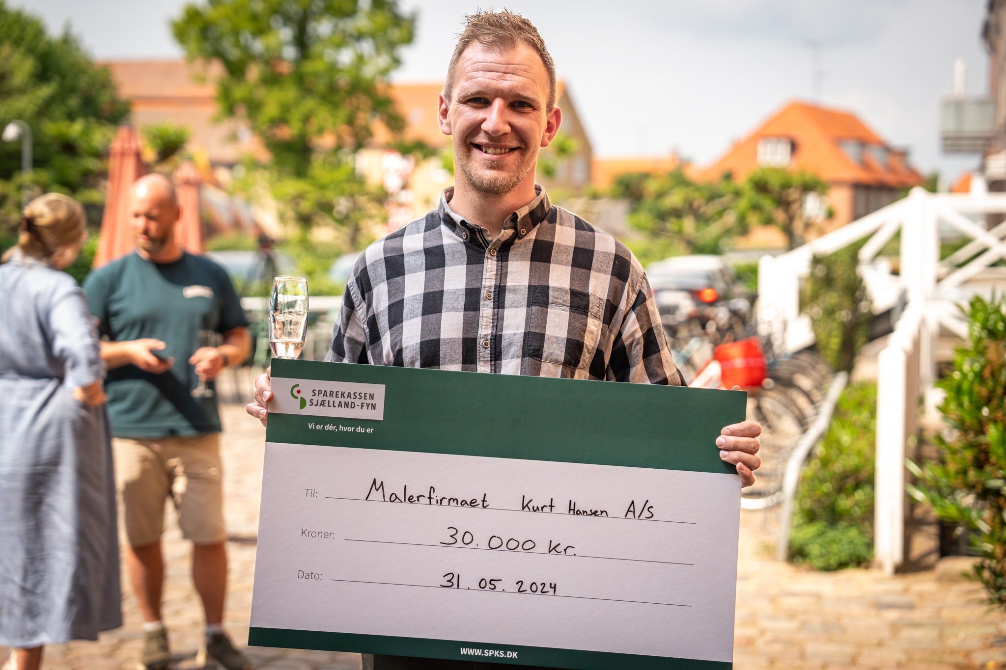 Tim Hansen, der er tredjegeneration i Malerfirmaet Kurt Hansen i Brøndby, har modtaget en præmie på 30.000 kroner, efter at have deltaget i et intenst udviklingsforløb.