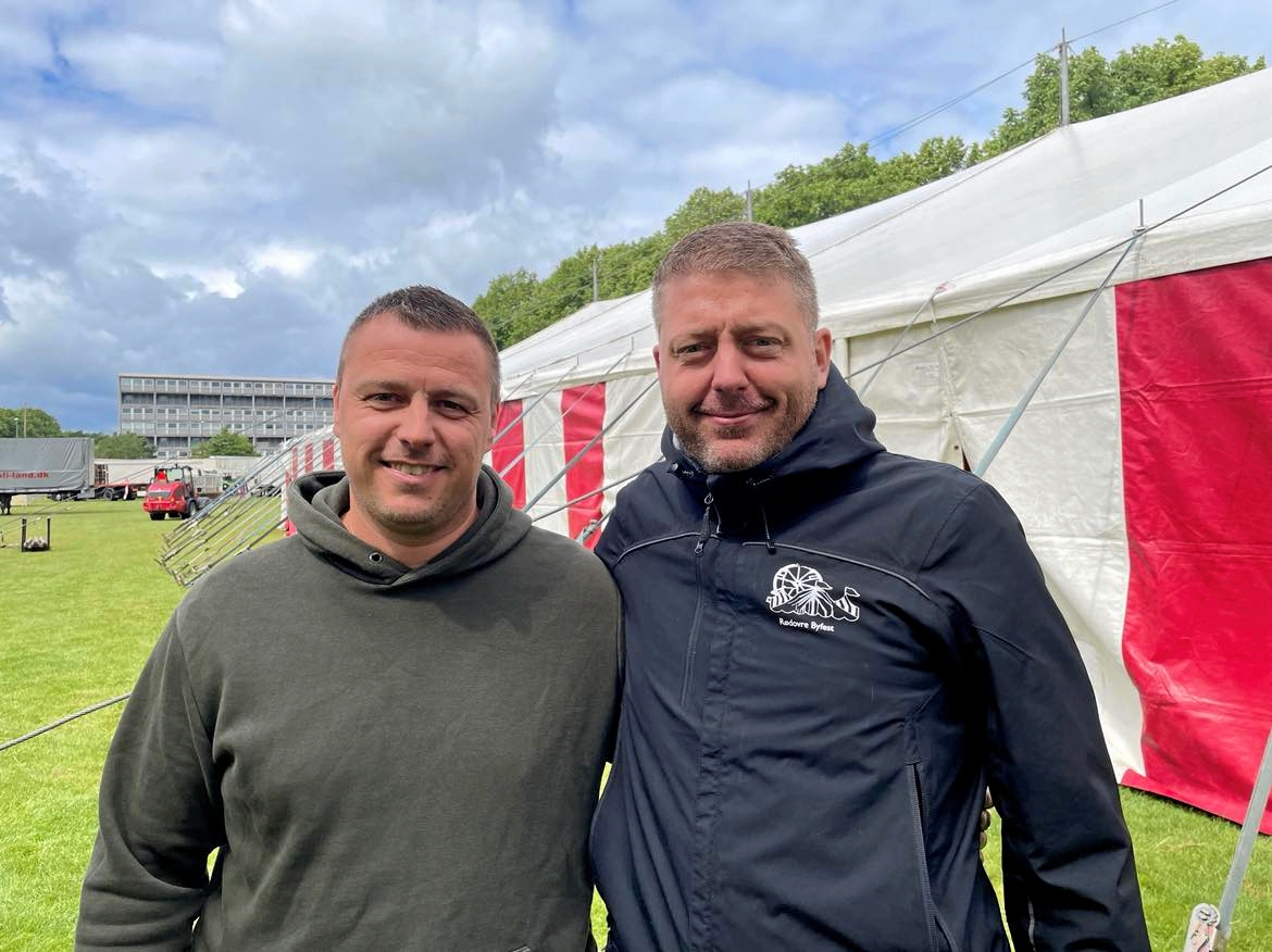 Martin Wallin (tv.) og Steffen Leholk (th.) har i en længere årrække været synonyme med Rødovre Byfest, som efter planen skulle være løbet af stablen til august. - Christian Valsted Martin Wallin (tv.) og Steffen Leholk (th.) har i en længere årrække været synonyme med Rødovre Byfest, som efter planen skulle være løbet af stablen til august.