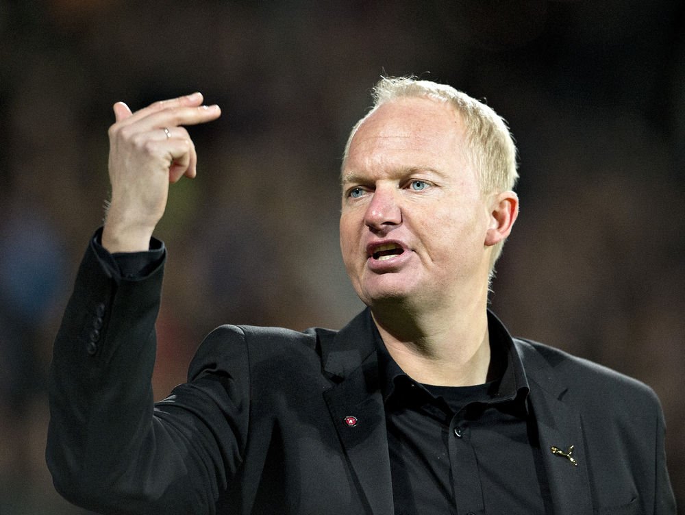 FCM-træner Glen Riddersholm mener, at det er for dårligt, at midtjyderne tabte 1-2 i Parken til FC København.
