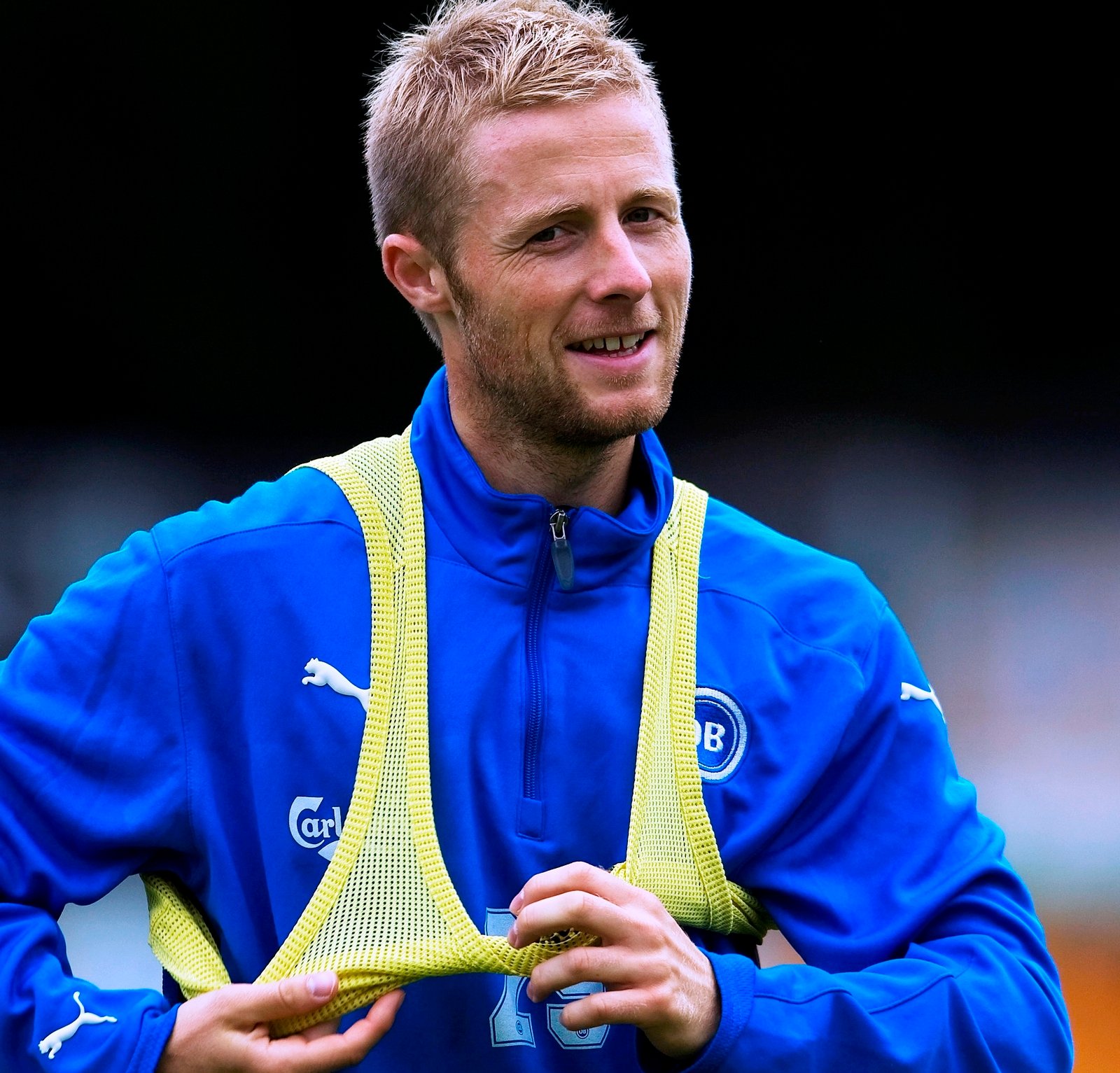 Sønderjyske har købt midtbanespilleren Henrik Hansen i OB. Sønderjyske havde ham på lejeophold i efteråret.