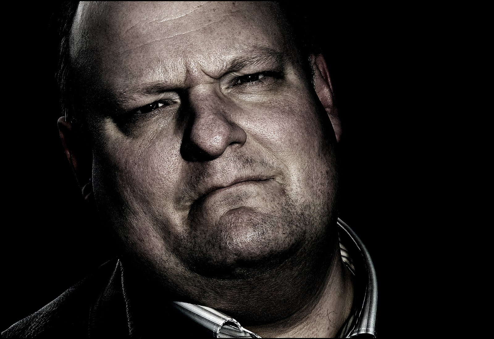 Erhvervsmand Erik Skov Pedersen er tiltalt for at svindle sig til 5,4 millioner kroner.