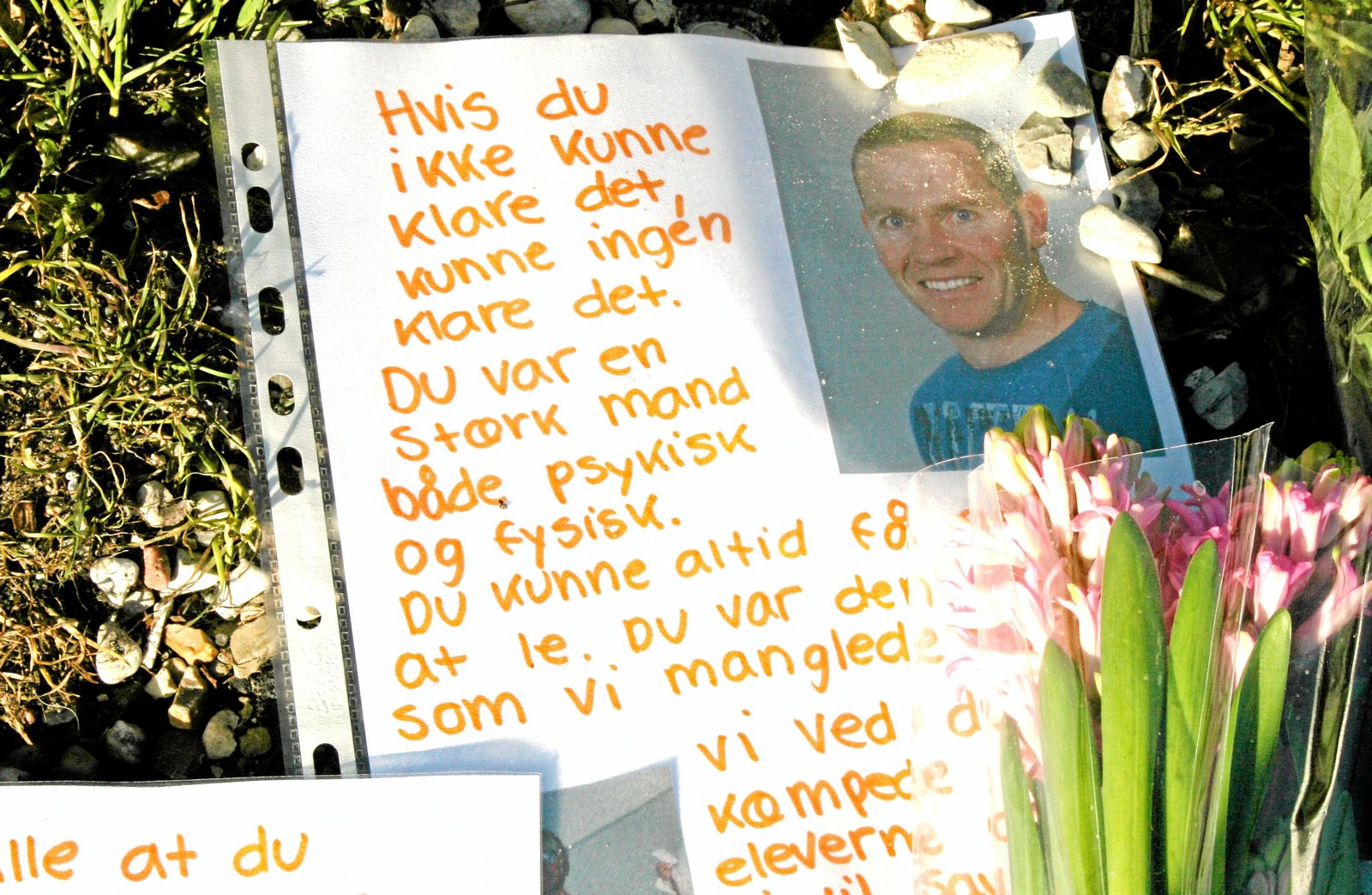 Læreren, der forsvandt ved ulykken på Præstø Fjord, er fundet. En kajakroer opdagede liget søndag aften.