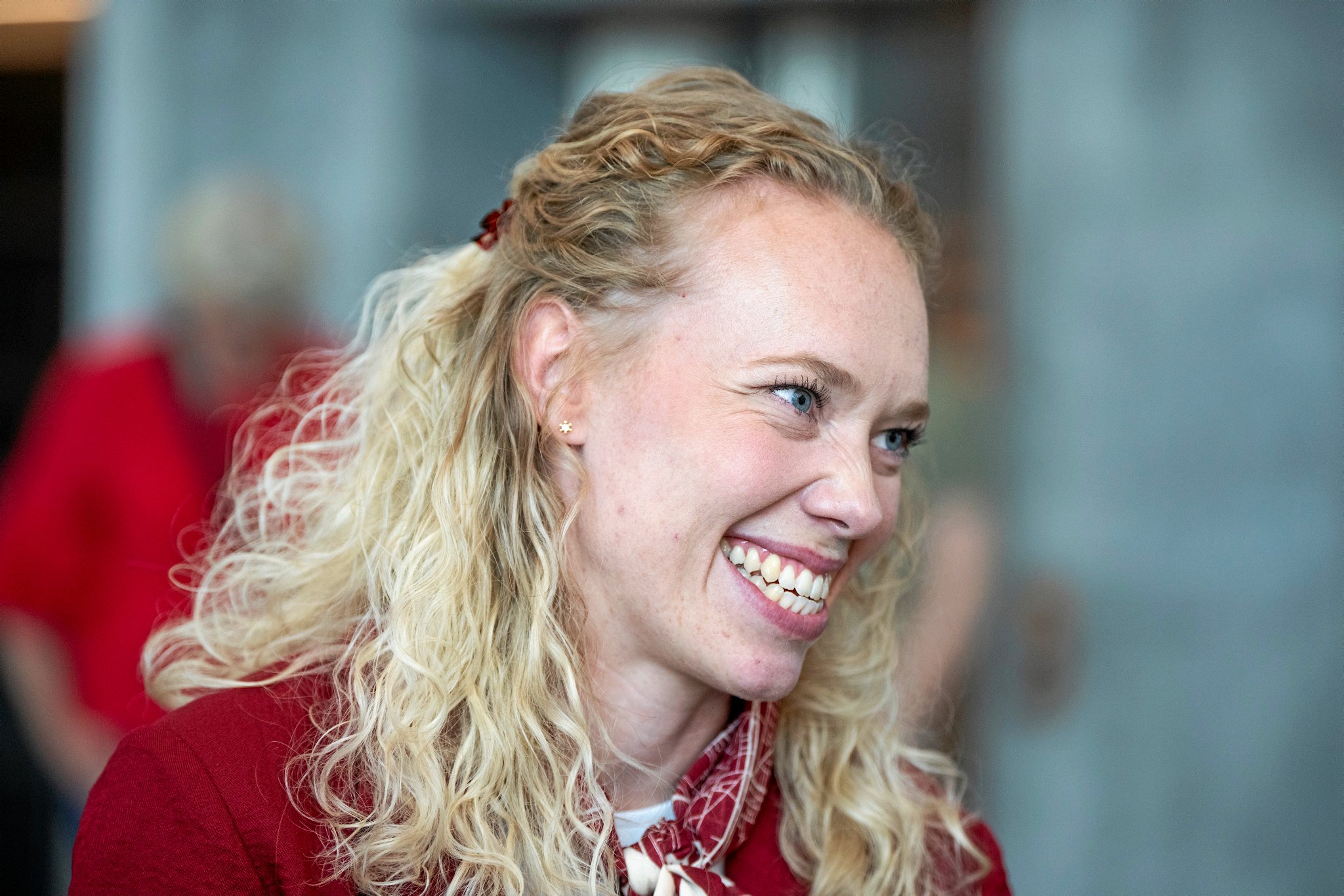 Ved åbningen til para-OL skal dressurrytteren Katrine Kristensen fra Kalundborg bære den ene af de to danske faner.
