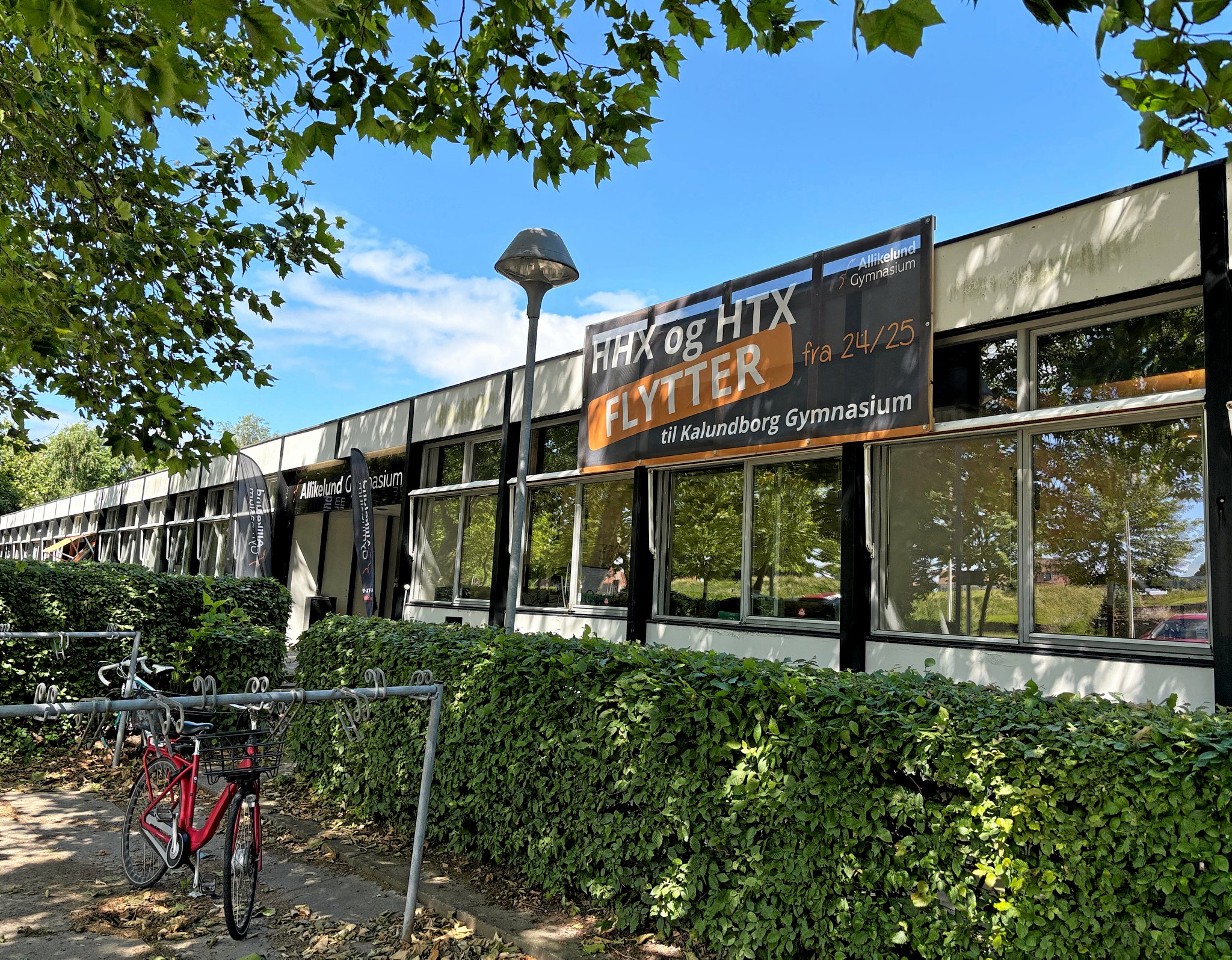 Allikelund Gymnasium skal sættes til salg, oplyser direktør Steffen Lund fra NEG.