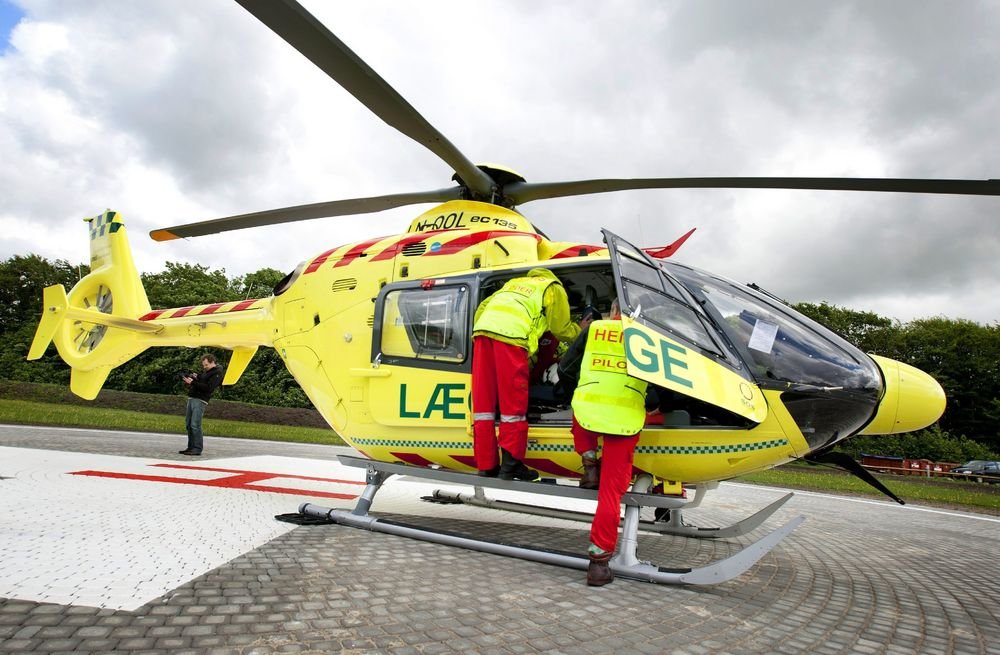 Indtil videre har den døgnbetjente lægehelikopter i Vestjylland fået en stille start.