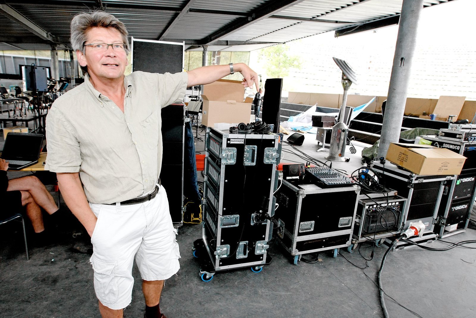 Operachef Claus Lynge har de helt store ord fremme inden premieren i Opera Hedeland.