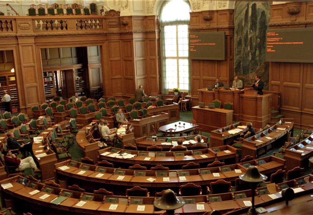 Folketingets Præsidium er Folketingets øverste ledelse med formanden i spidsen.