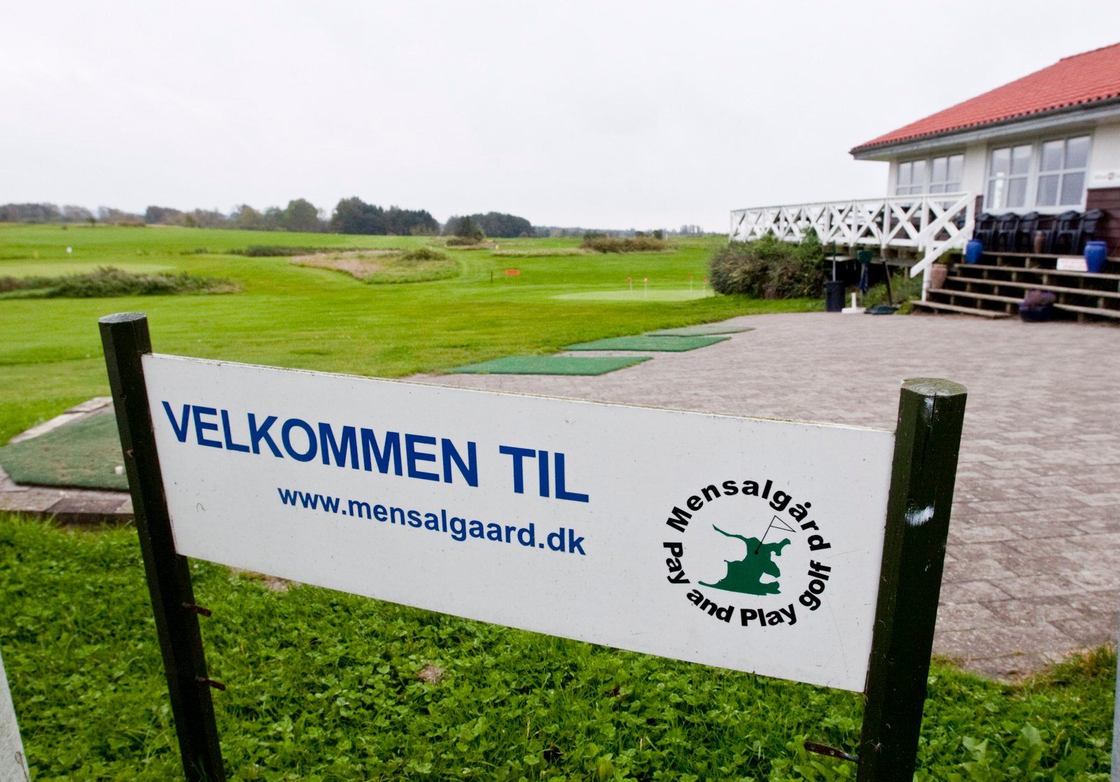 Medlemmerne i Mensalgård Golf har købt banerne af Nykredit, skriver dagbladet Nordvestnyt.