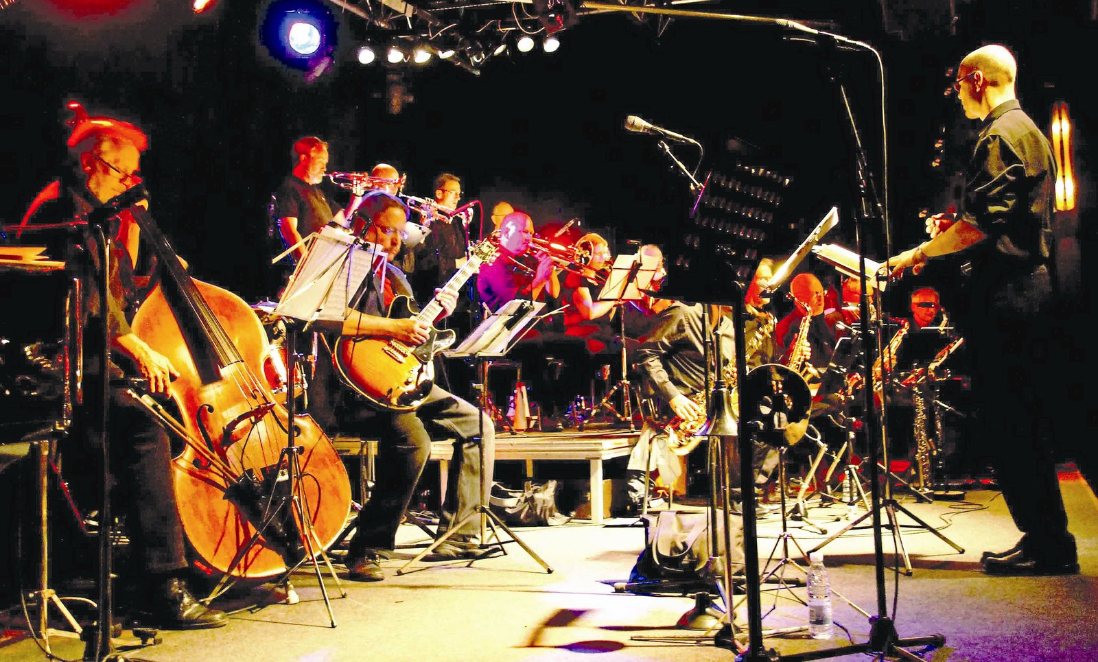 Blue Rain Orchestra kan opleves i Bio Bernhard.