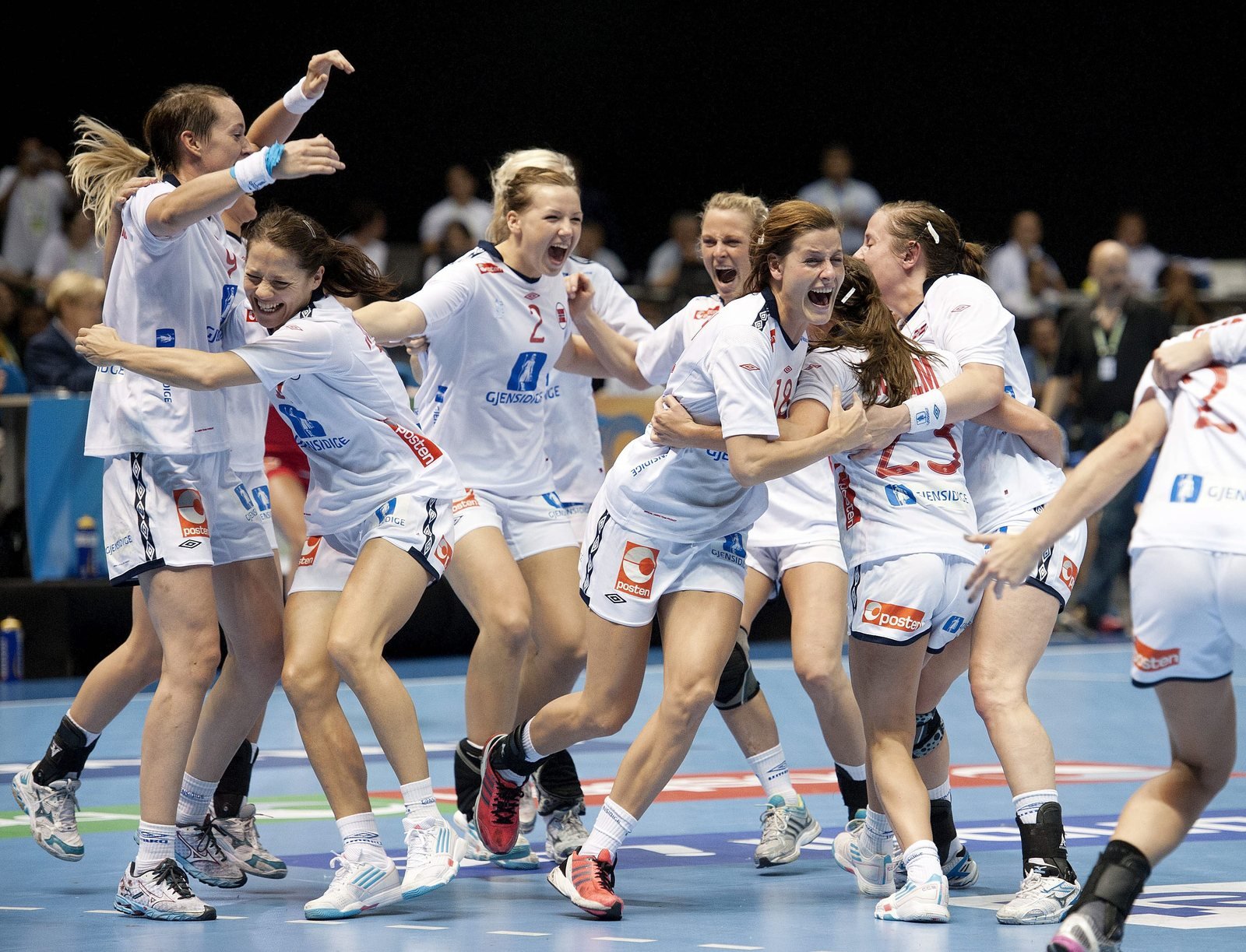 Norges håndboldkvinder rykkede tidligere fra Frankrig og vandt suverænt VM-finalen med otte mål.