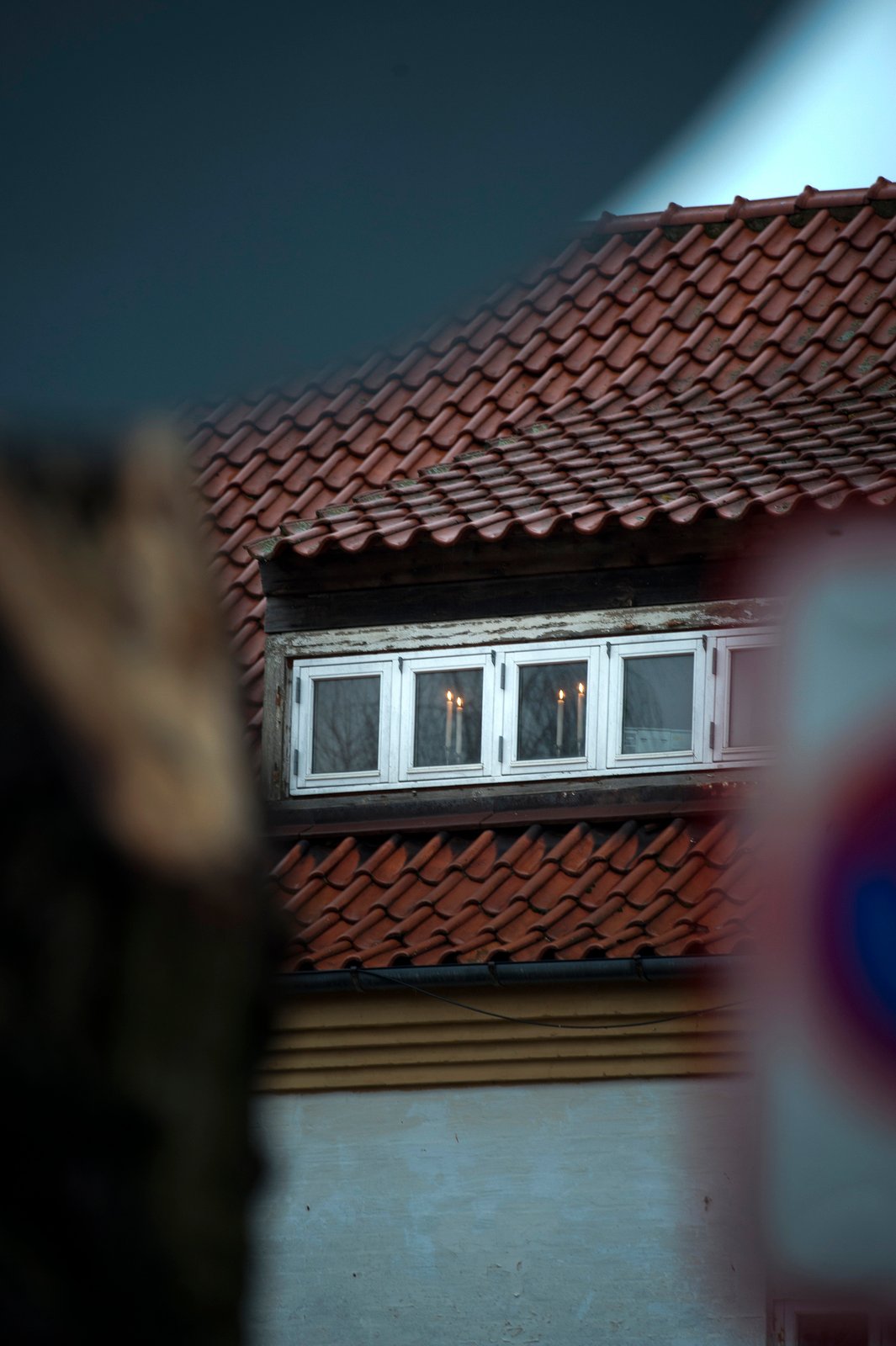 Fem kvinder har åbnet en sex-klinik på Vallekildevej i Hørve, skriver dagbladet Nordvestnyt.