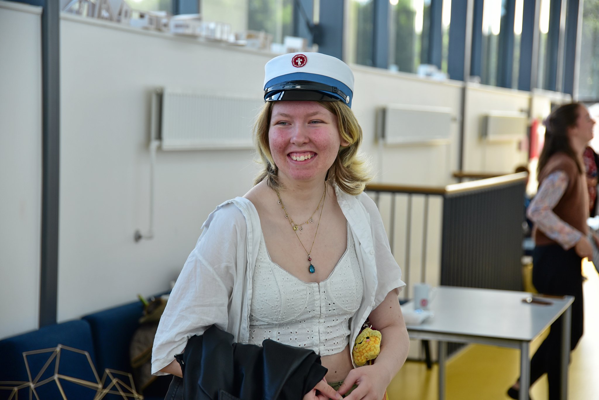 Anna Abildgren Varnike fra 2q blev årets første hf-student på Frederiksborg Gymnasium og HF.