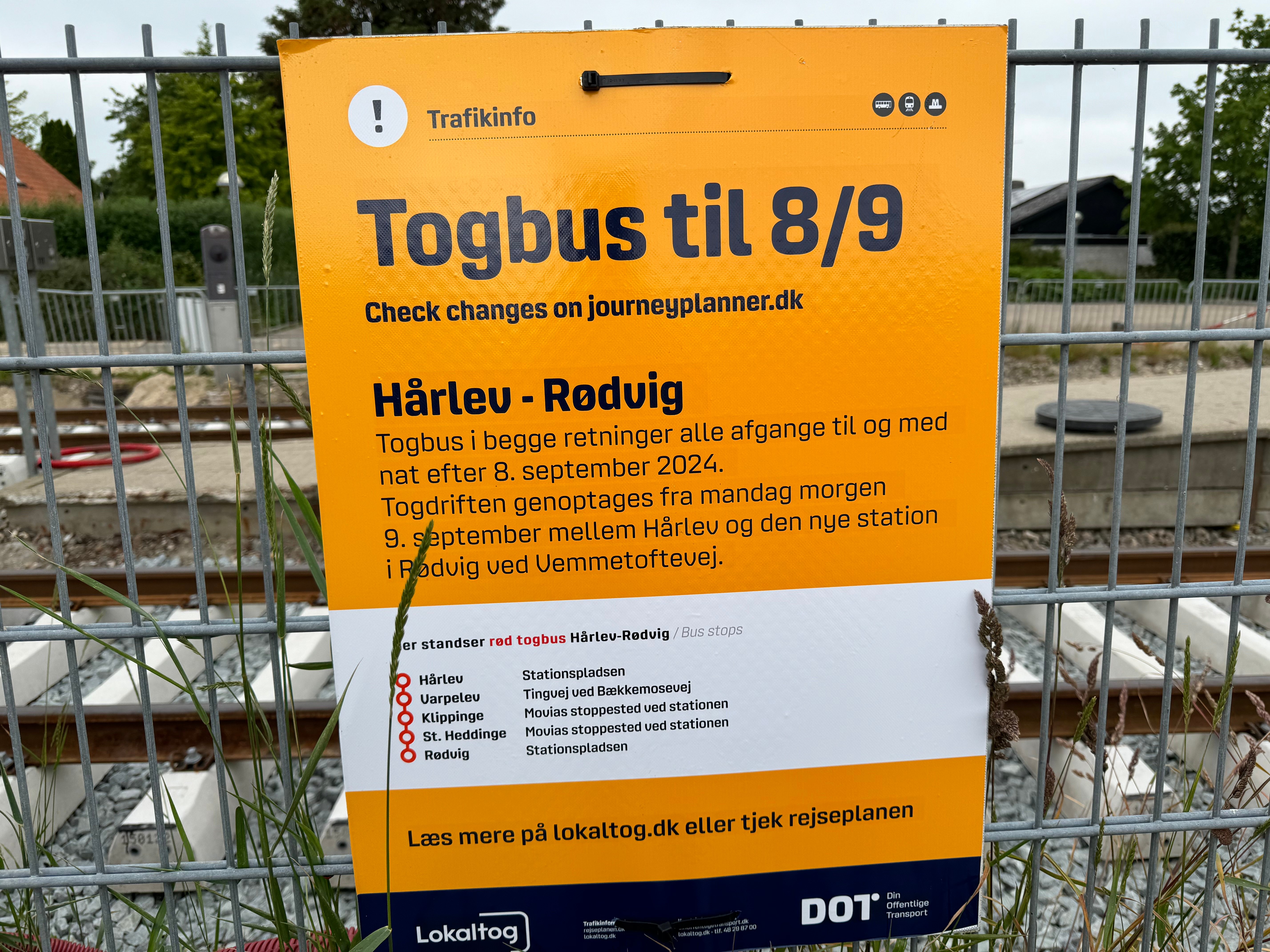 Lokaltog A/S har nu sat dato på, hvornår togene vender tilbage mellem Hårlev og Rødvig.