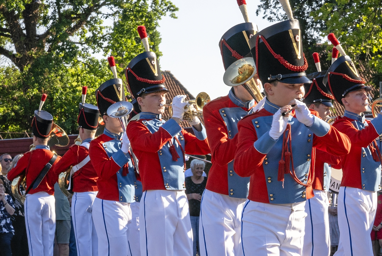 Roskilde Garden var så klar til DM, og efter 17 år uden titel er DM-pokalen igen hjemme i Roskilde. - Anders Ole Olsen Roskilde Garden var så klar til DM, og efter 17 år uden titel er DM-pokalen igen hjemme i Roskilde.
