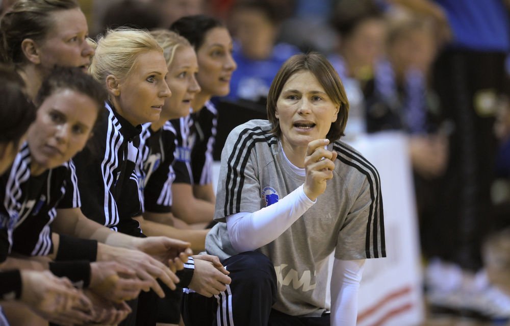 Parken Sport & Entertainment planlægger at lukke FCK Håndbold. Det bekræfter koncerndirektør Dan Hammer over for TV2 News.