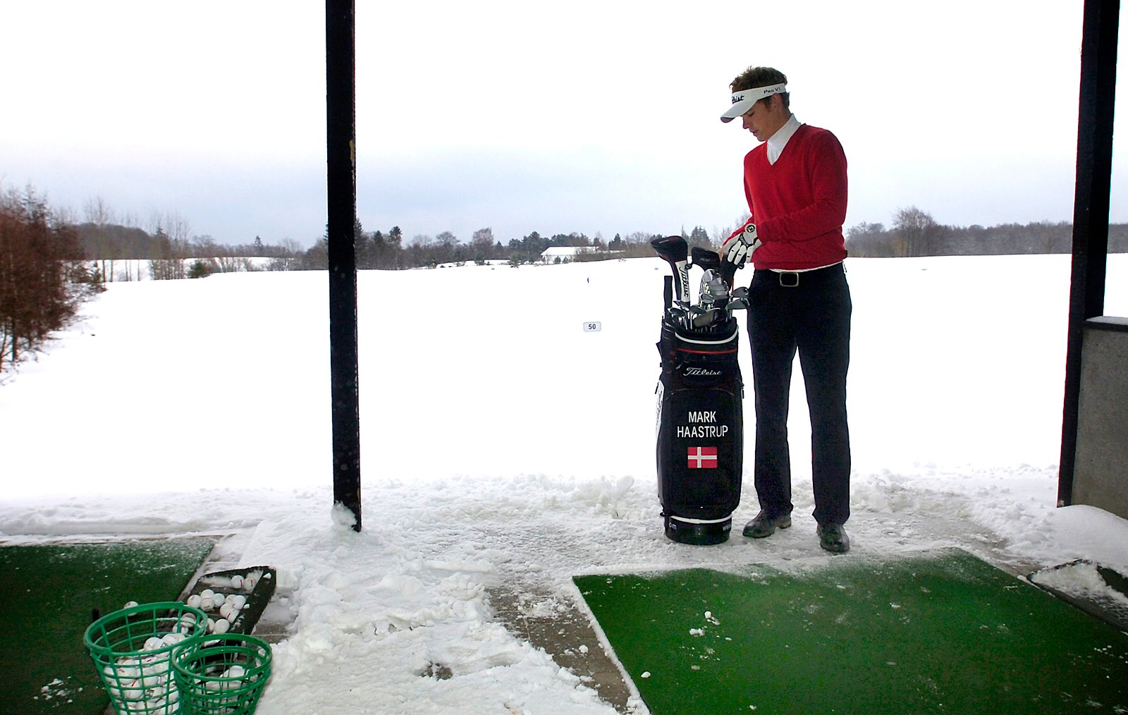 Den professionelle golfspiller Mark Haastrup fra Odsherred blev gift med amerikanske Mandy i sommer. Nu bor parret i Højby, og samtidig har Mark travlt med at spille turneringer, træne - og prøve at finde sponsorer.