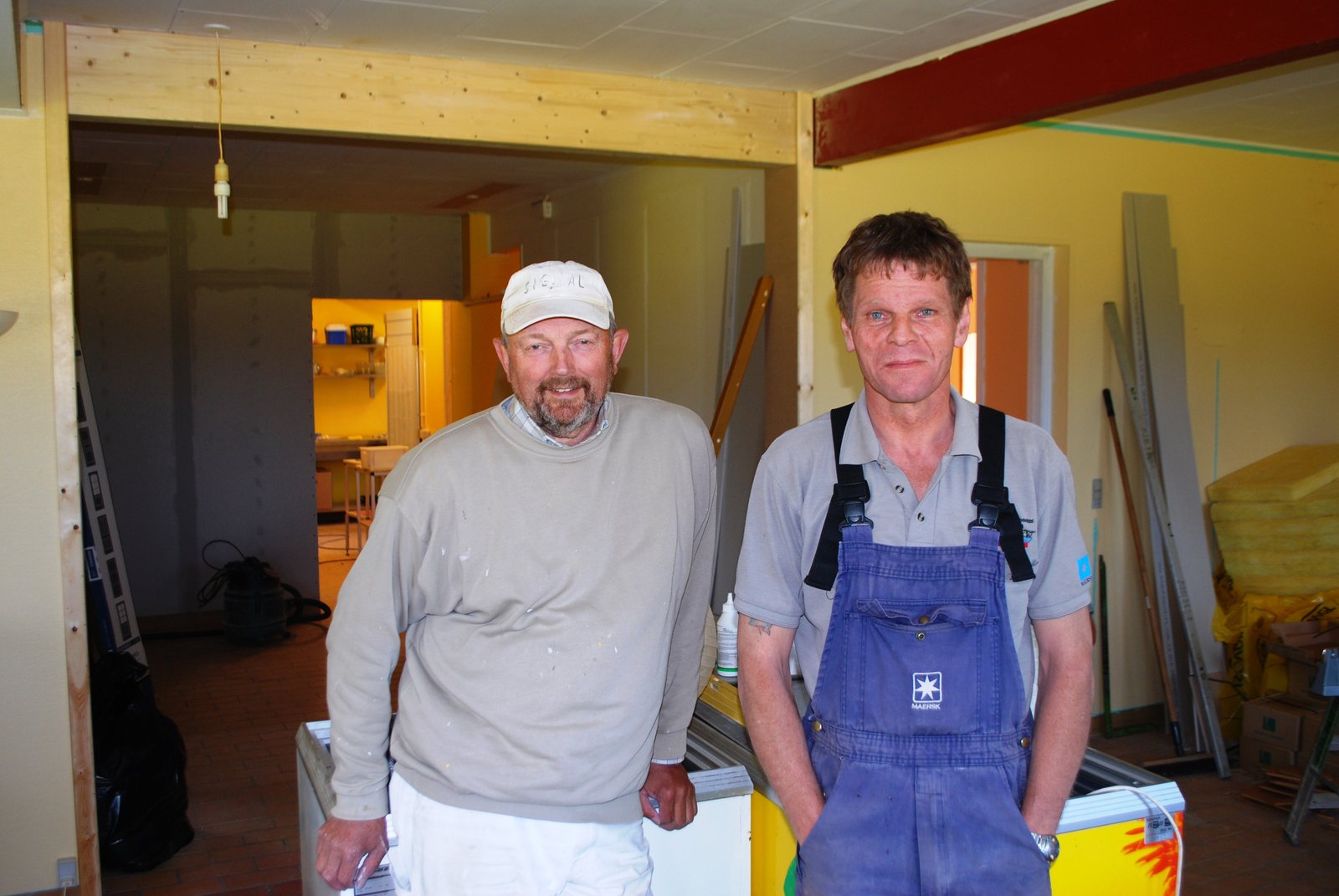 I omkring to år har restaurant »Spætten« på Sejerø stået til salg. Nu er den solgt, og håndværkerne arbejder på højtryk for at gøre restauranten klar til genåbning omkring 1. juli.