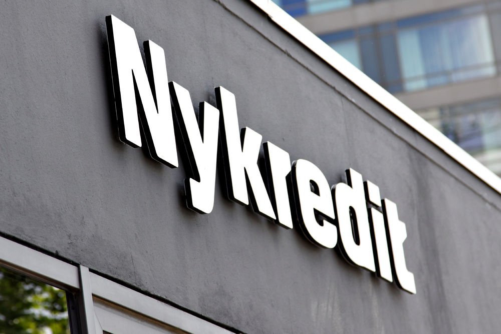 Nykredit blæser til kamp om de danske bankkunder. I slaget om titlen som landets største bank hedder modstanderne Nordea og Danske Bank.