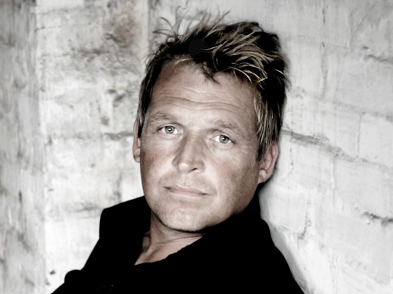 Kim Schwartz og Det Lille Band spiller på Bygningen fredag d. 9 oktober.