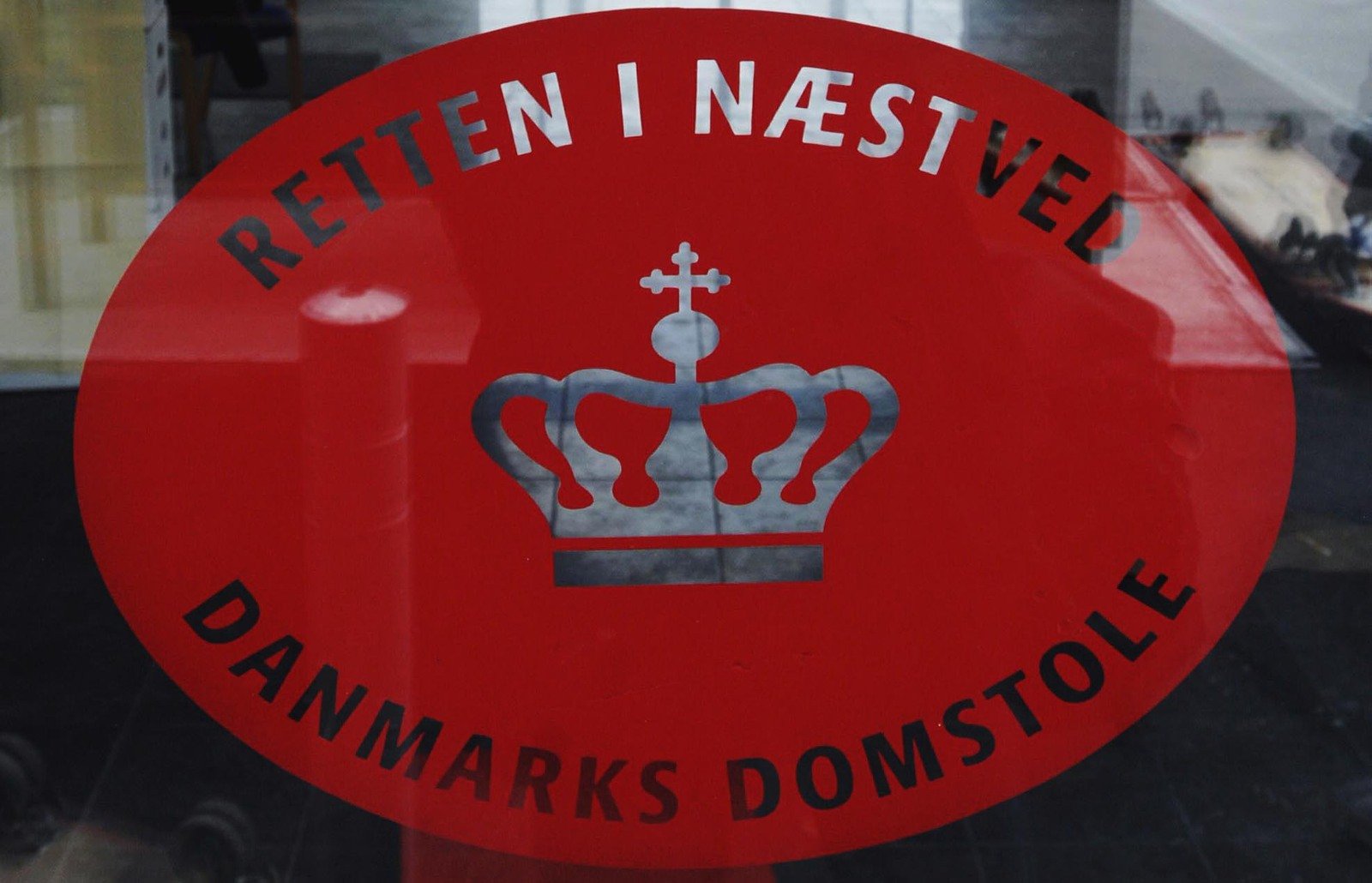 Retten i Næstved fængslede fredag en kvinde i en verserende sag om narkotikahandel.