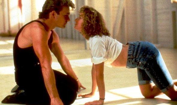 Den amerikanske skuespiller Patrick Swayze er død efter lang tids kamp mod kræft. Han blev 57 år.