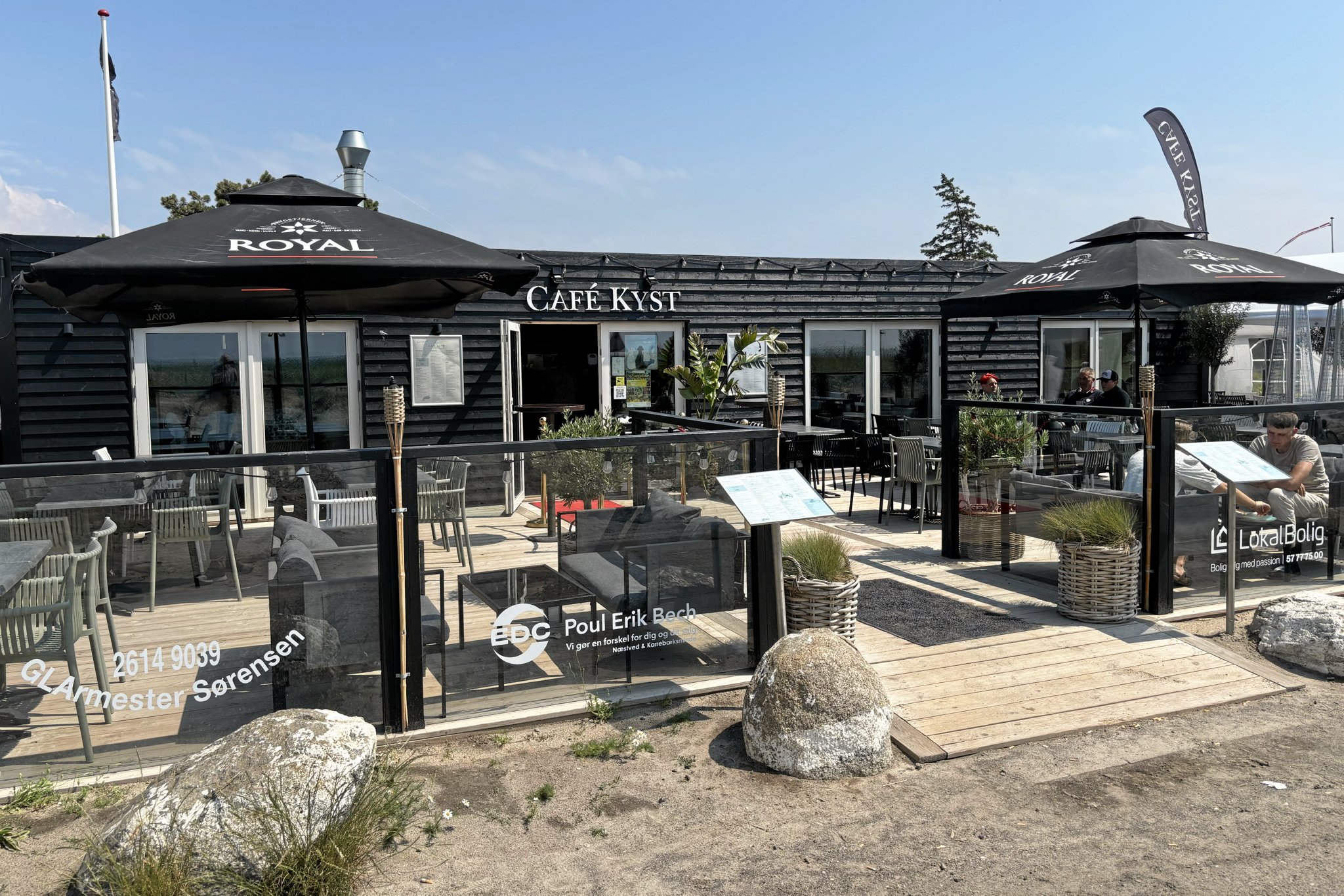 Cafe Kyst på Enø lagde fredag lokaler til Næstved Havns årlige sommertur.