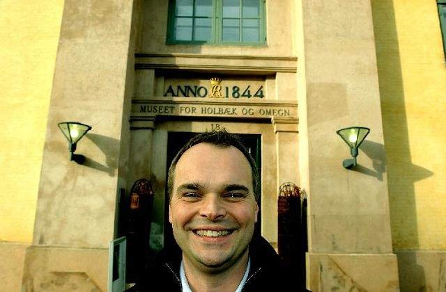 Holbæk
 Holbæk Museums nytiltrådte chef Eskil Vagn Olsen har en plan. Holbæk Museum skal udvilke sig gennem samarbejde med andre af regionens museer.
