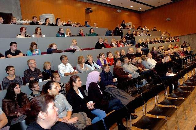 Holbæk
 En tænketank i Aalborg for pædagogik og uddannelse bakker op om seminariets fortsatte placering i Holbæk. Fremtidens humane uddannelser skal foregå i tæt samklang med lokalområder, mener tænketanken.