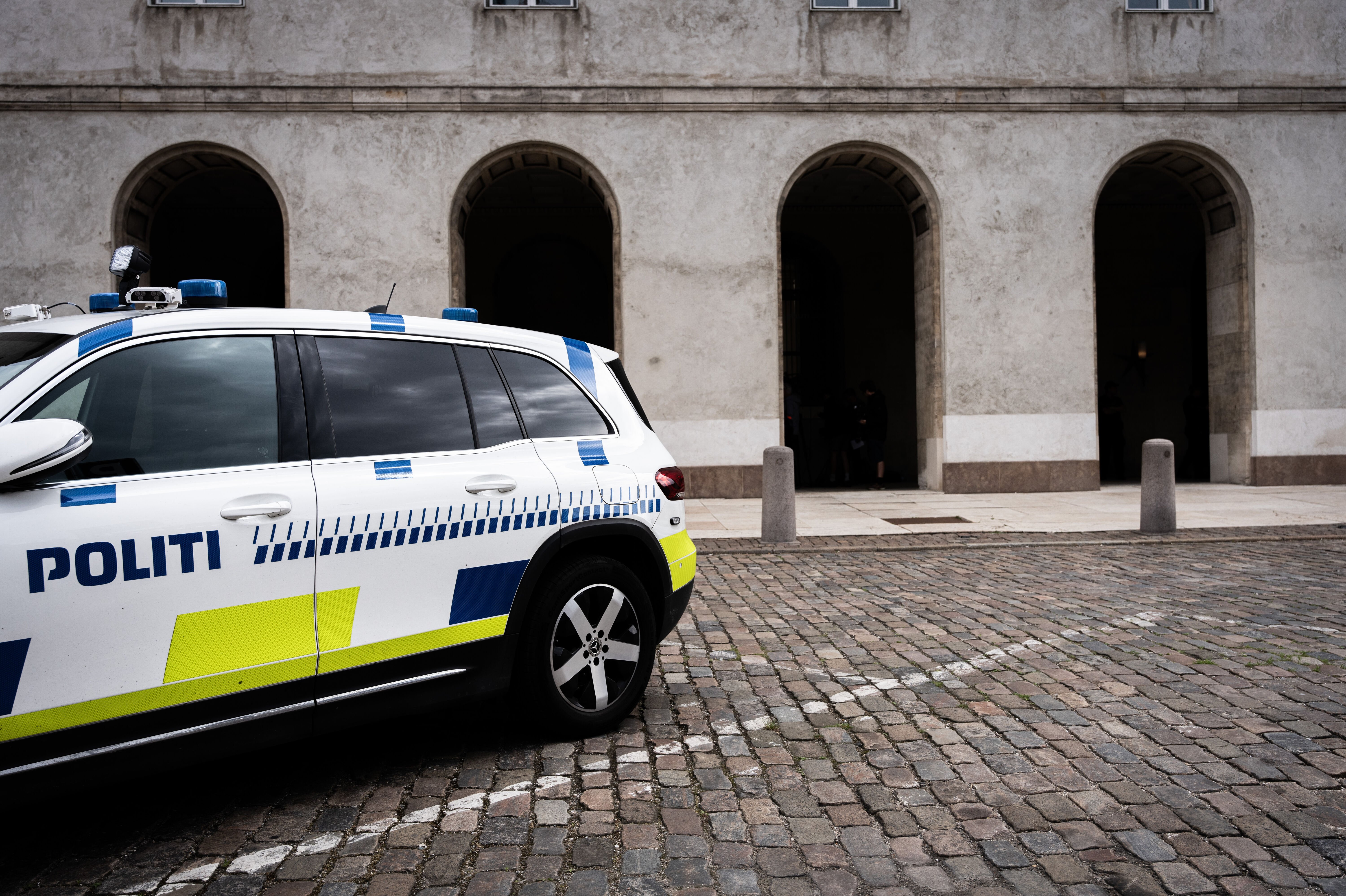 En mand har tidligt onsdag mistet livet, og en kvinde er anholdt i sagen. Københavns Politi oplyser, at de to havde en relation til hinanden. (Arkivfoto).