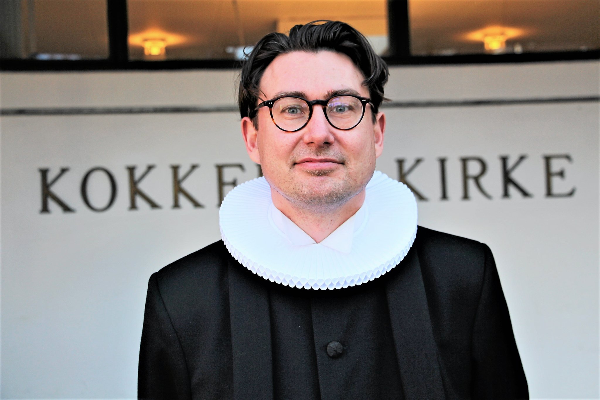 Selv i en travl og sammenkoblet verden kan vi opleve en dyb længsel efter noget stabilt og kendt - en følelse af at høre hjemme, skriver Martin Ravn, sognepræst ved Kokkedal Kirke.