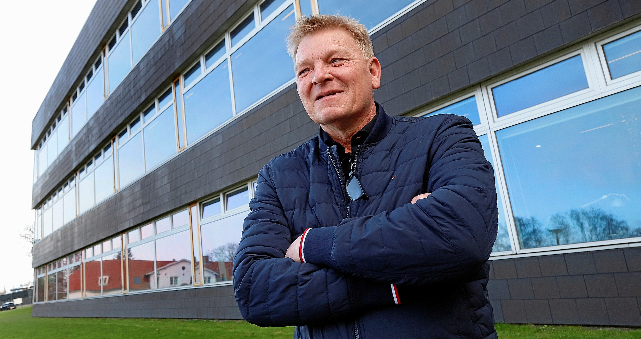 - Vi skal passe på vores bymidte. Der er rigtig, rigtig mange byer, der er meget misundelige på os over, at vi stadig har en bymidte, siger Dan Riise (V) om sagen om Industrivænget. - Allan Nørregaard - Vi skal passe på vores bymidte. Der er rigtig, rigtig mange byer, der er meget misundelige på os over, at vi stadig har en bymidte, siger Dan Riise (V) om sagen om Industrivænget.