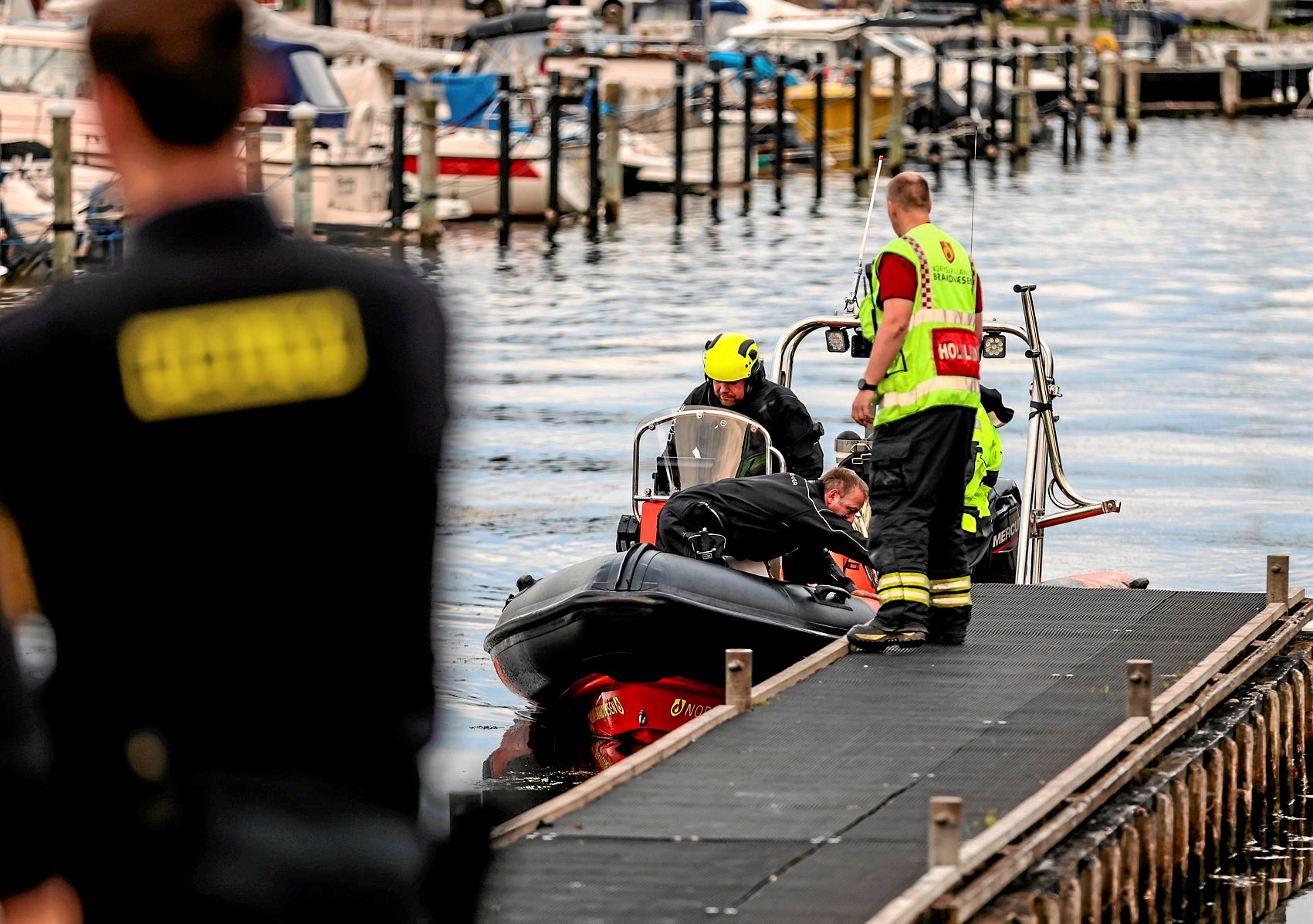 Redningsaktion ud for Rungsted havn fredag d. 12 Juli 2024. (Foto: Steven Knap/Scanpix 2024)