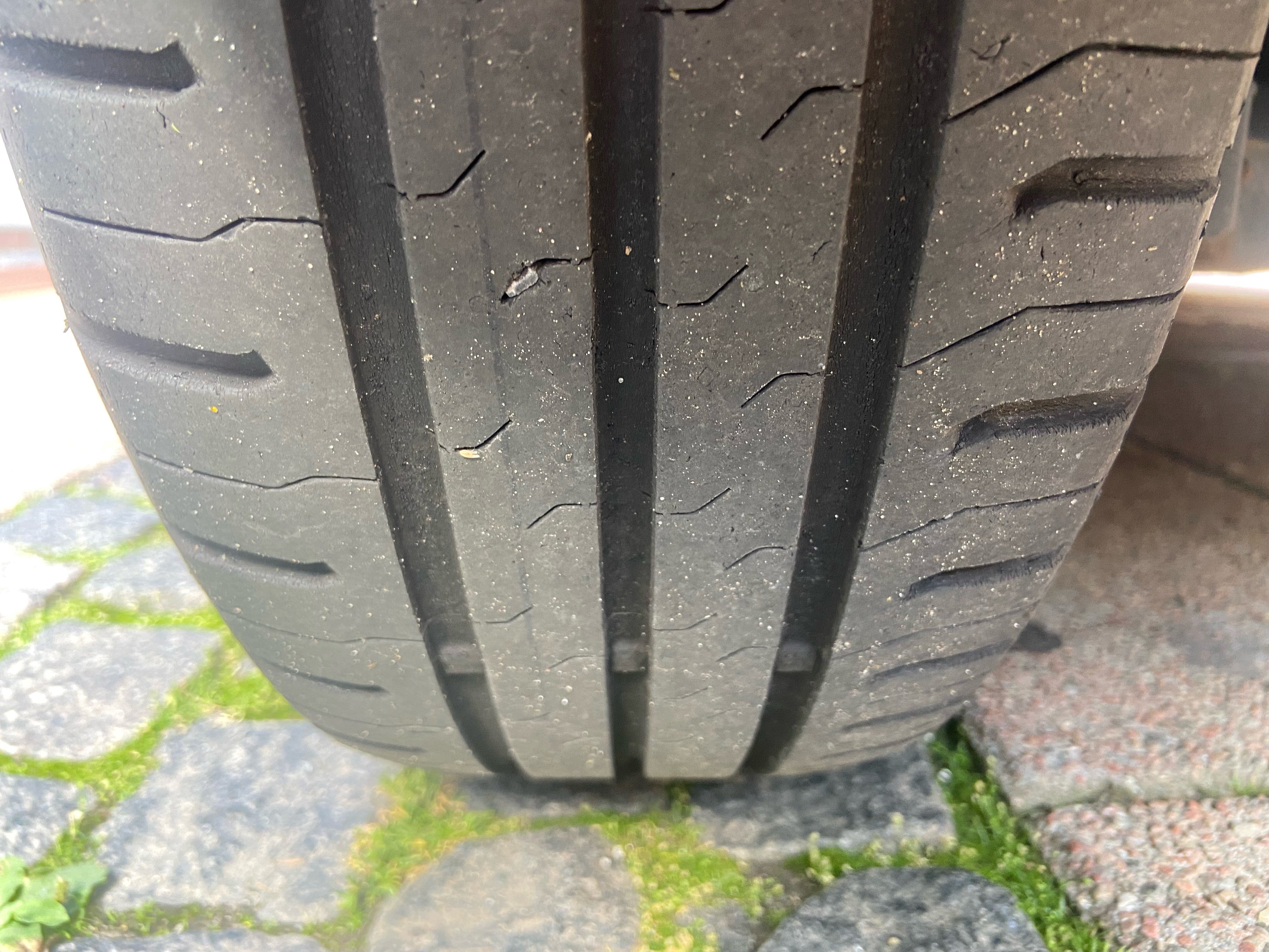 En handel i autoforretningen Thansen i Helsingør stak helt af.